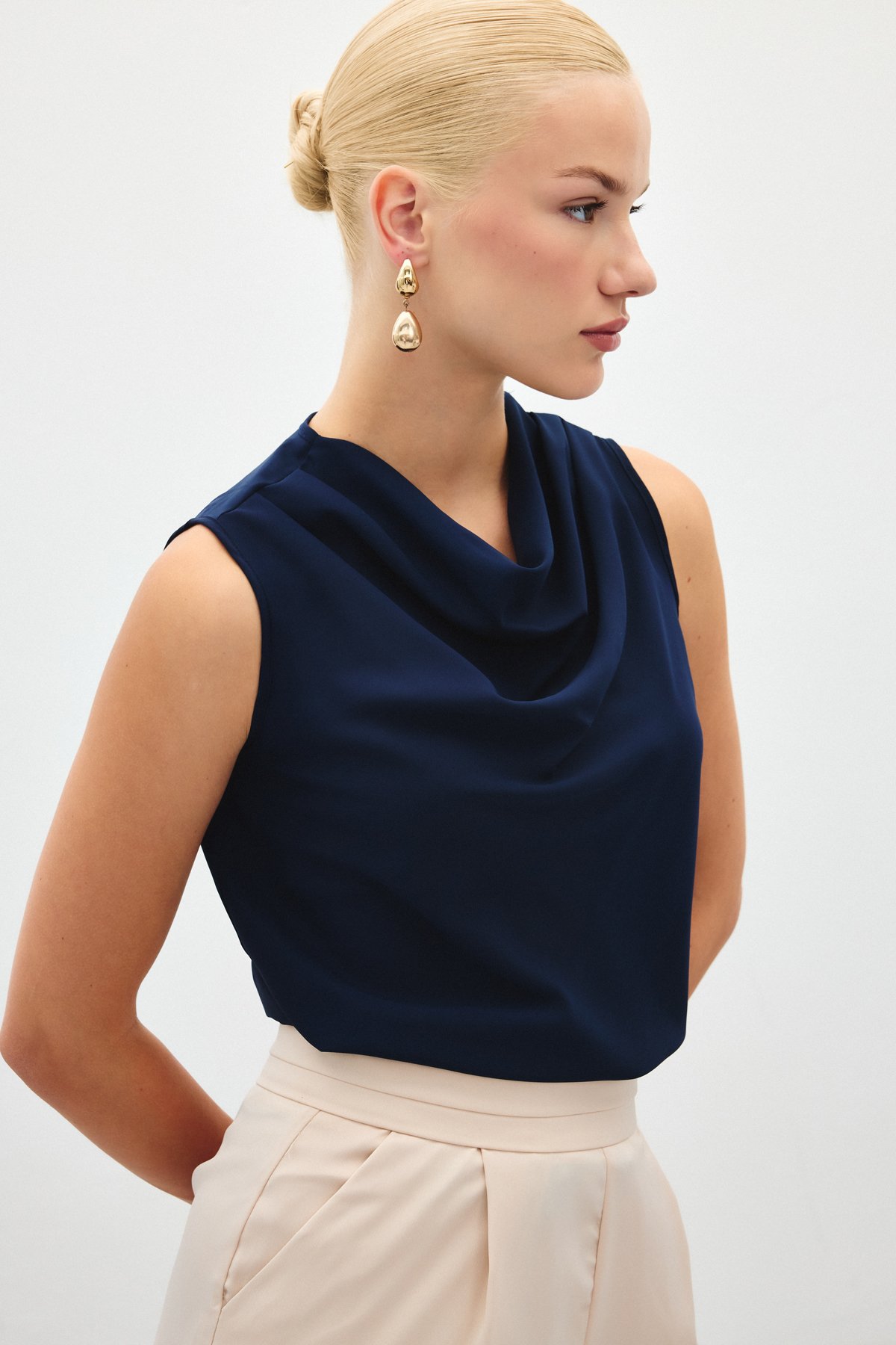 Degaje Yaka Kolsuz Bluz - Lacivert