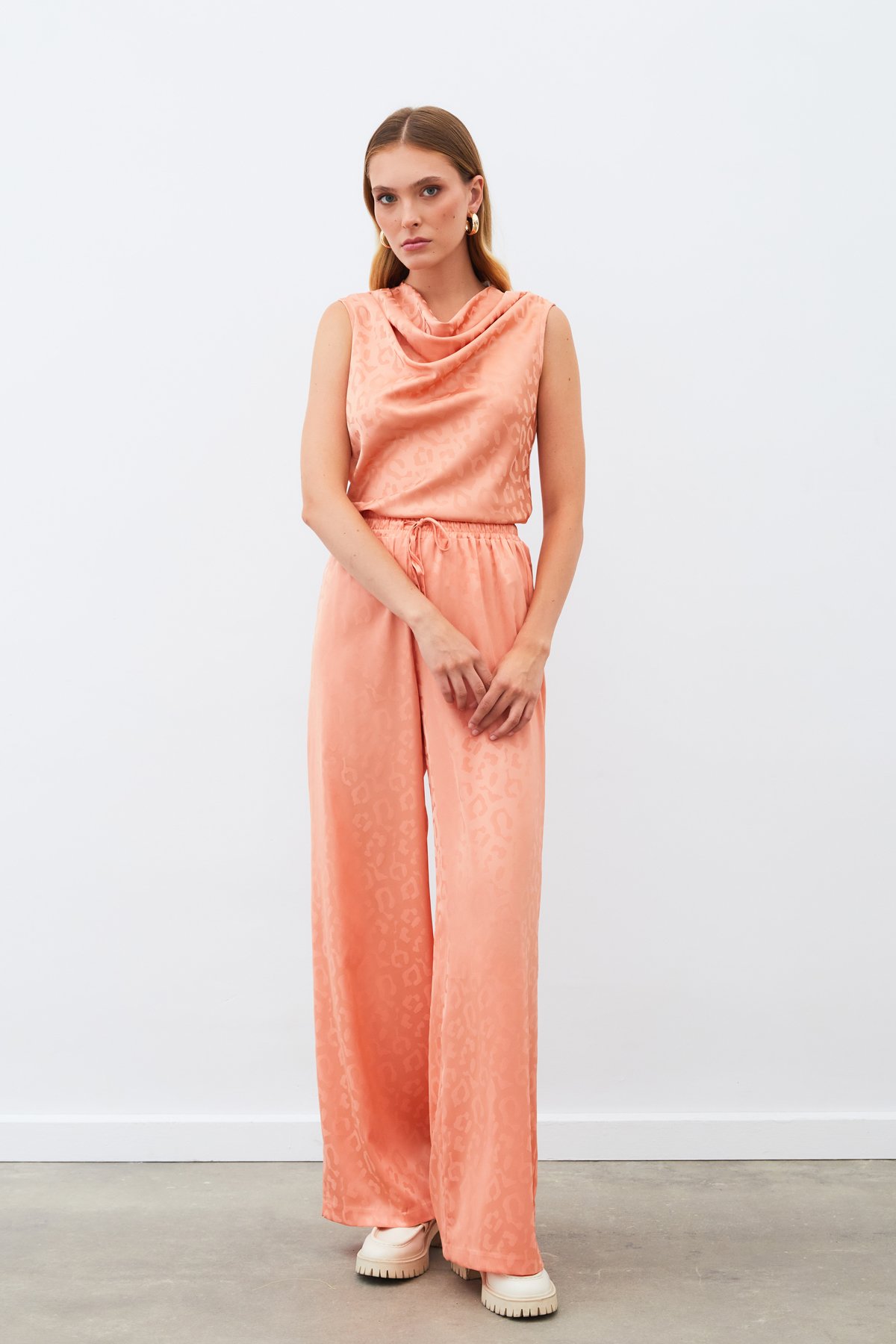 Degaje Yaka Kolsuz Bluz - SOMON