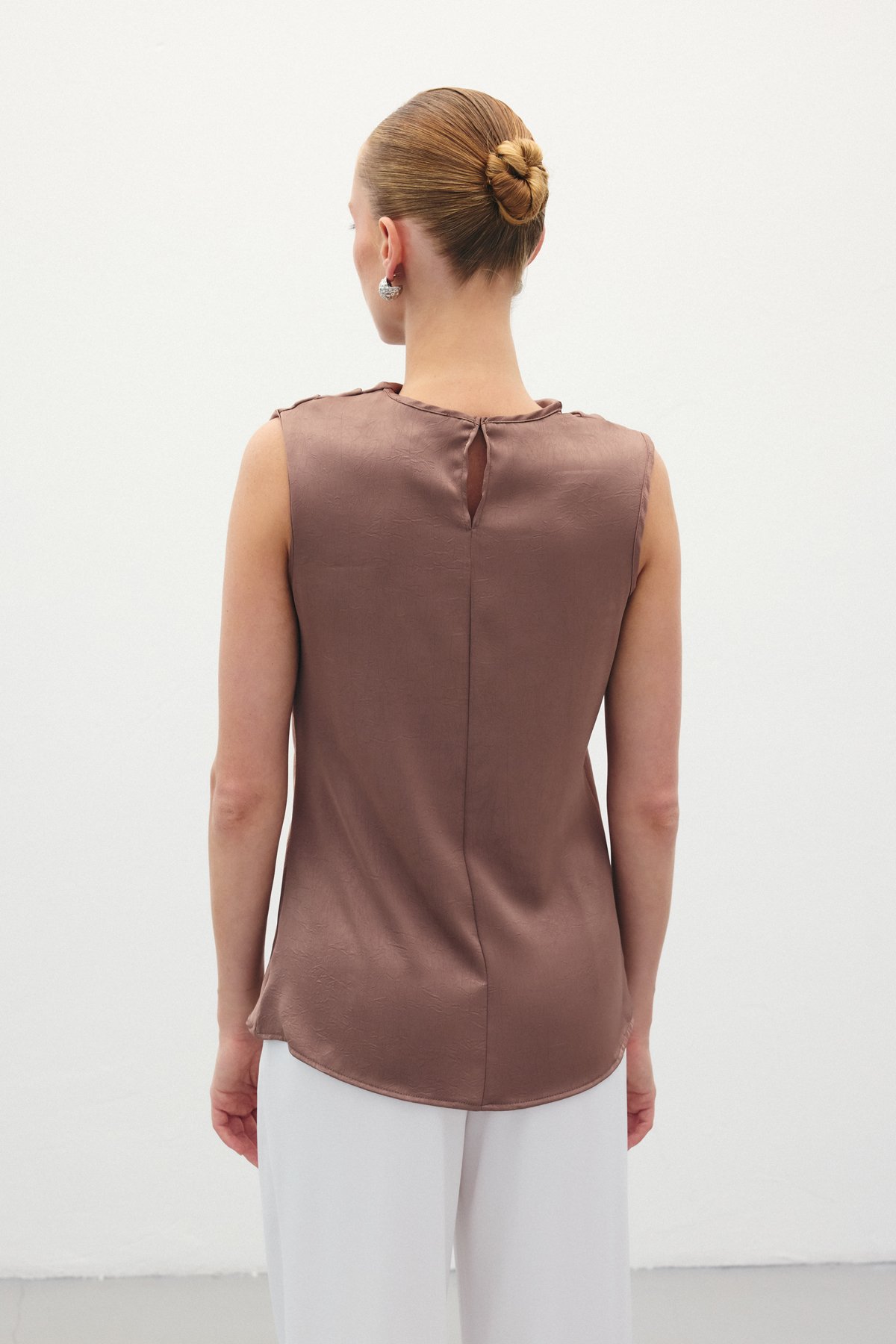 Degaje Yaka Saten Bluz - Kahve