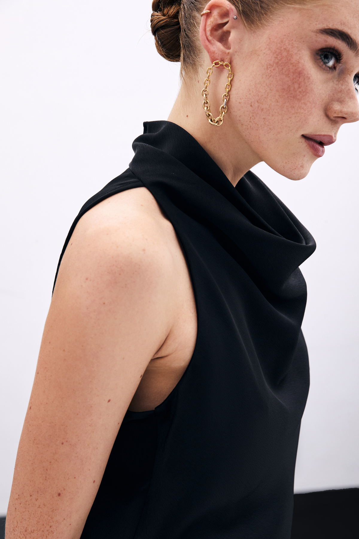 Degaje Yaka Saten Bluz - Siyah