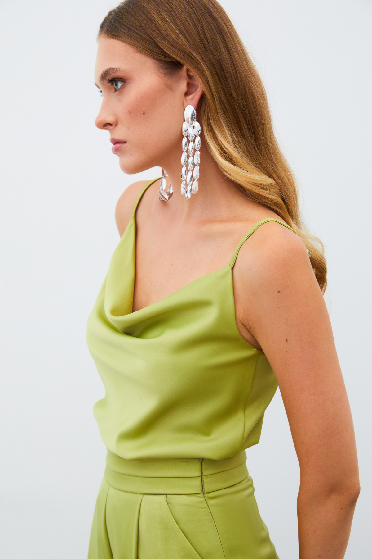 Degaje Yaka Saten Bluz - YAĞ YEŞİLİ