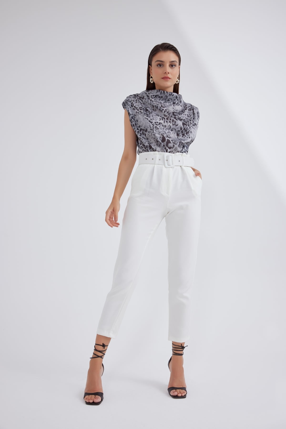 Degaje yaka vatka leopar bluz - GRİ