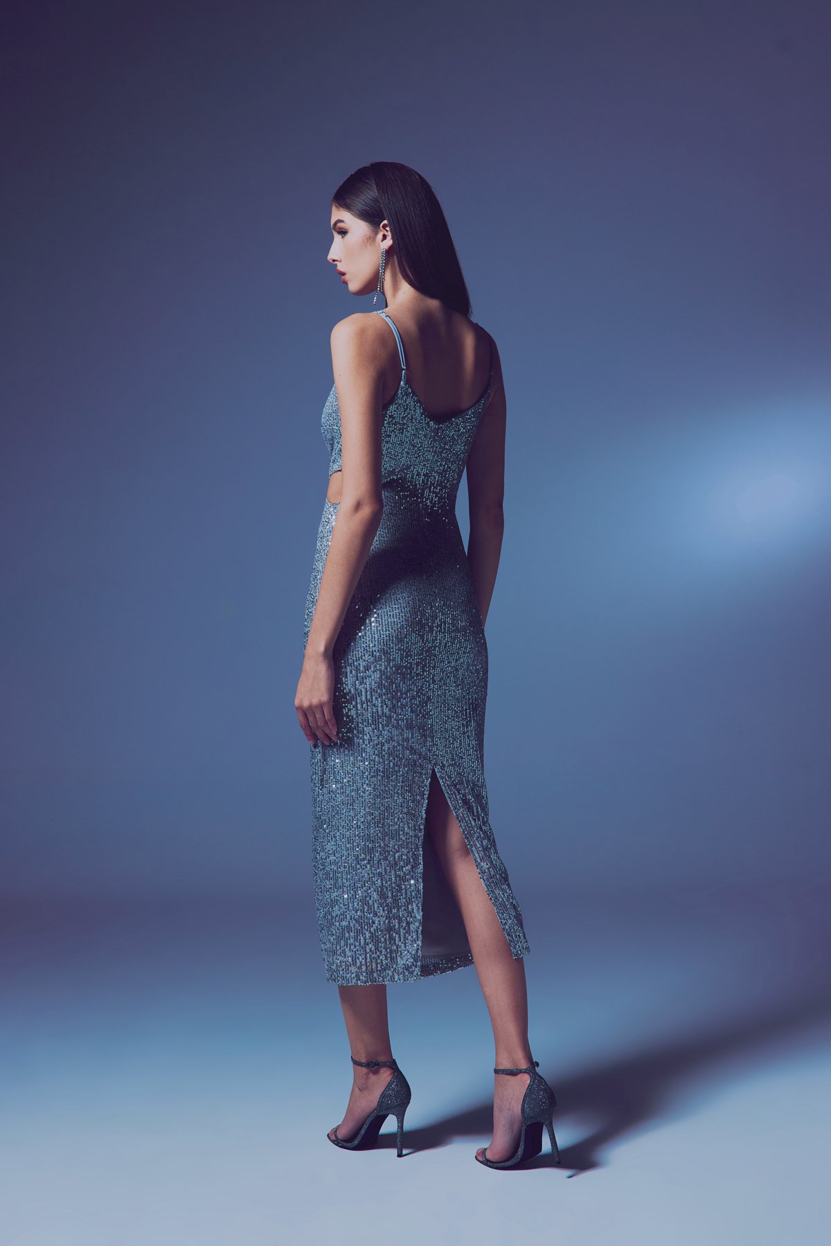 Dekolteli Payet Elbise - Gümüş