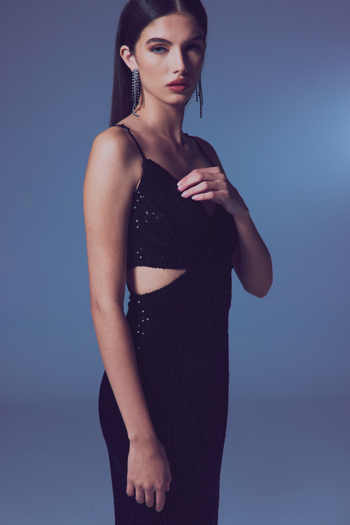 Dekolteli Payet Elbise - Siyah