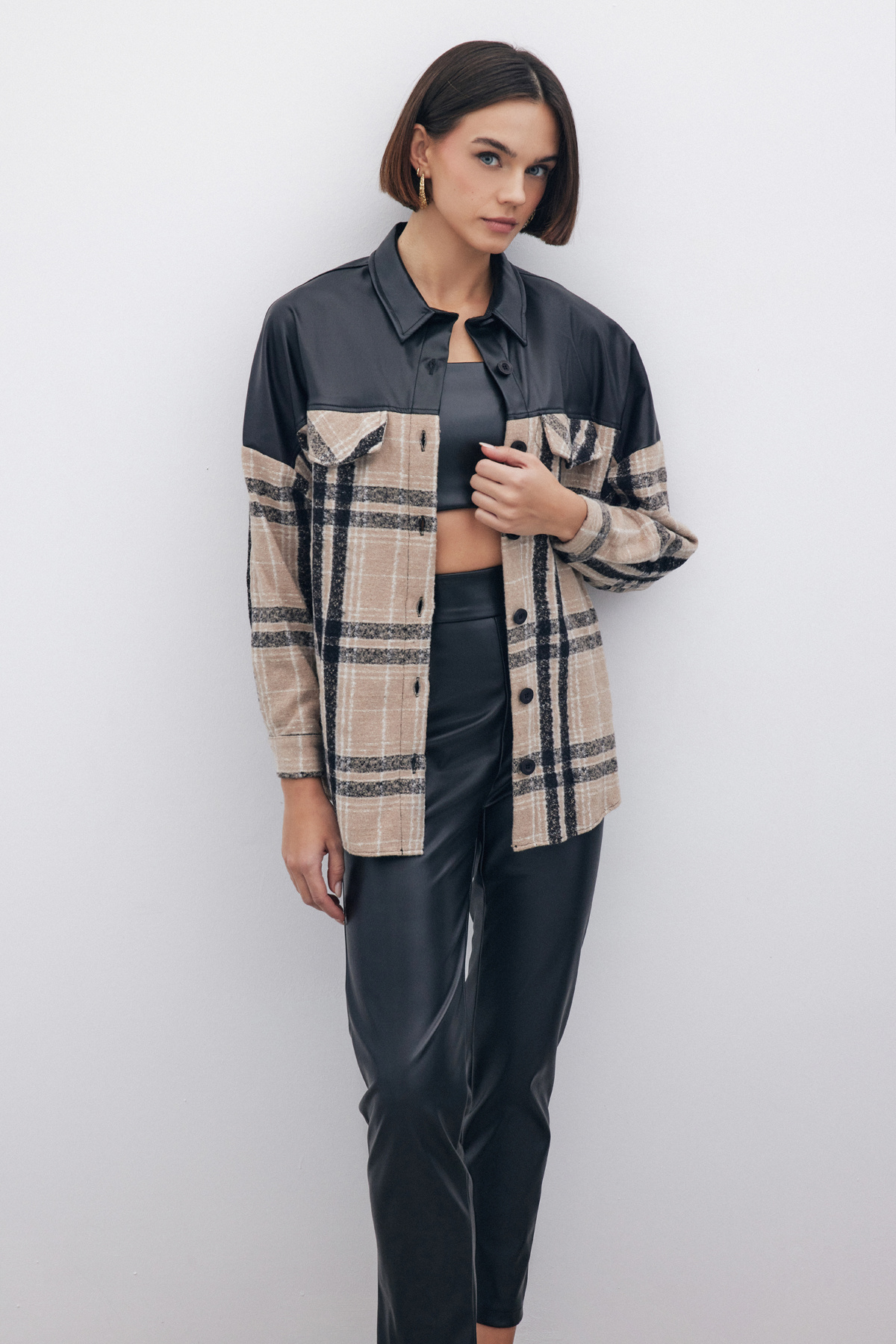 Deri Detaylı Ekose Gömlek - BEJ