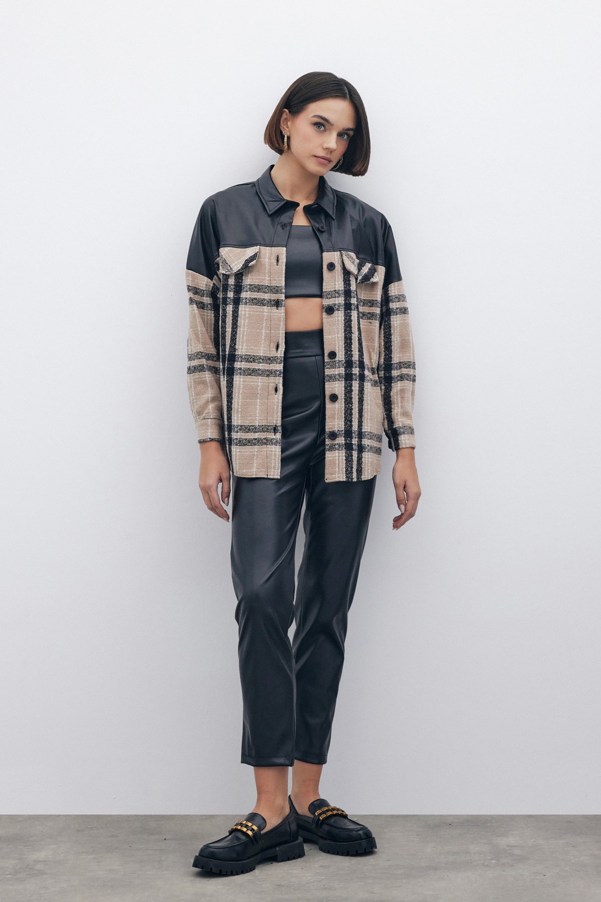 Deri Detaylı Ekose Gömlek - BEJ
