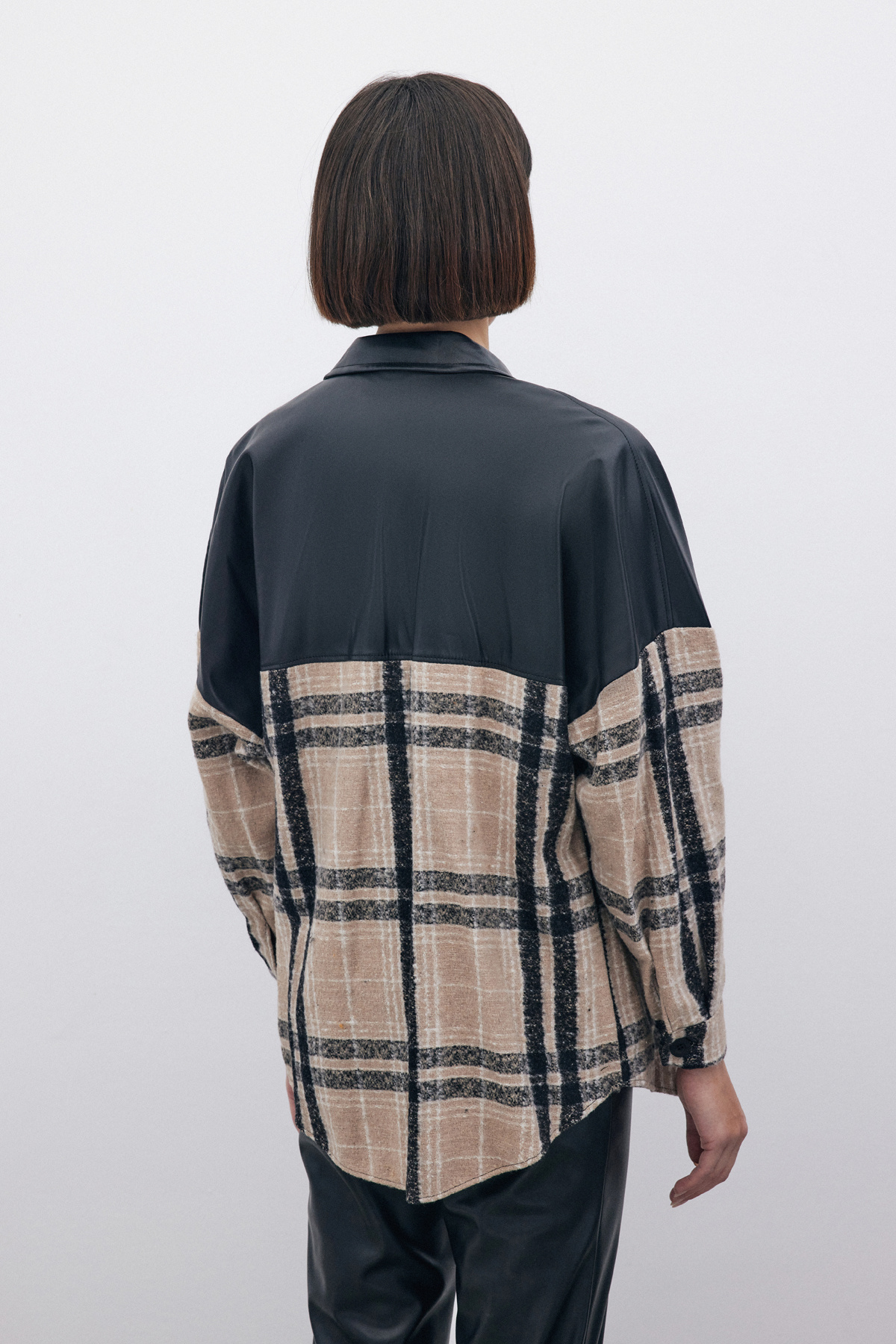 Deri Detaylı Ekose Gömlek - BEJ