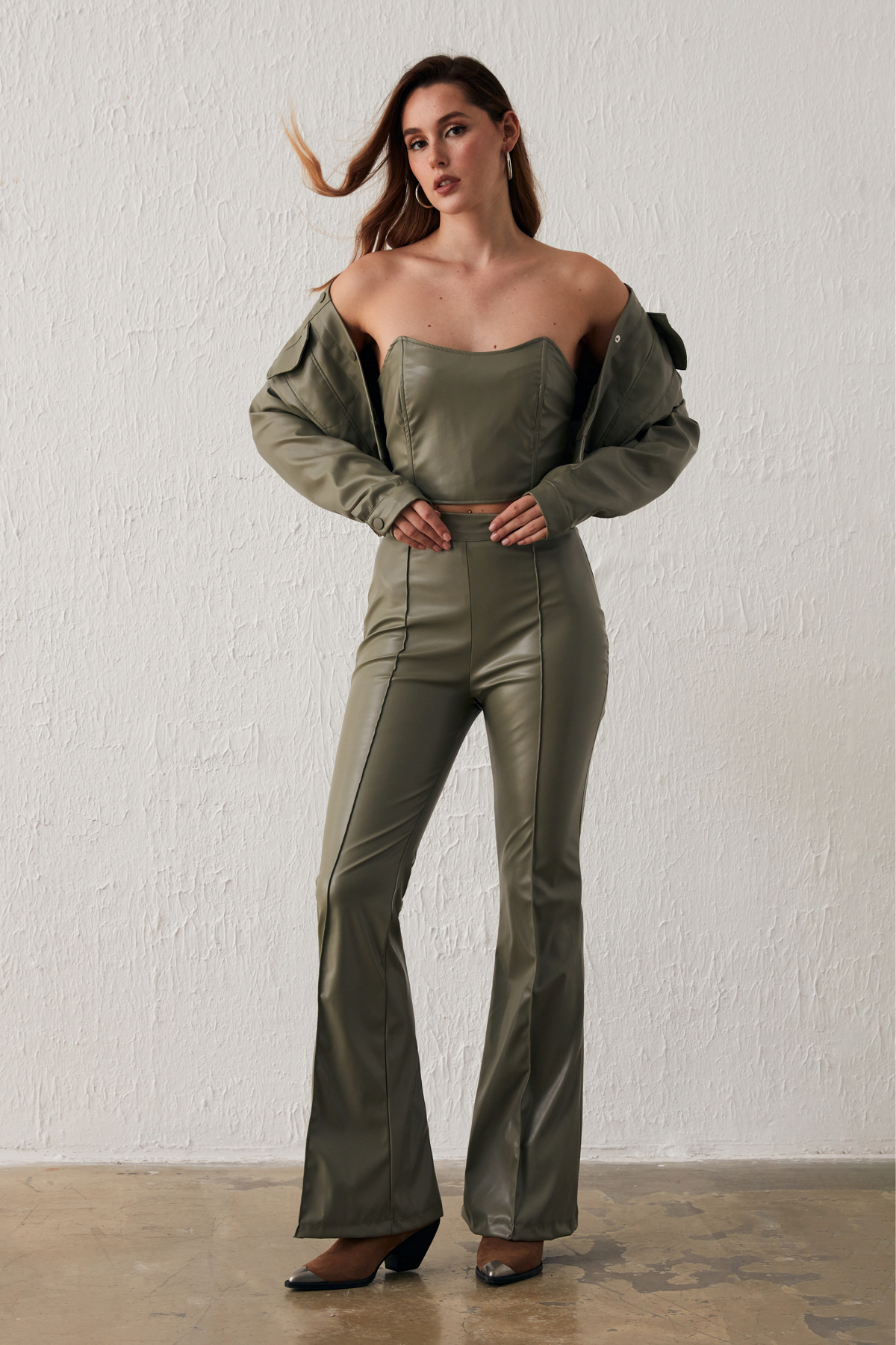 Deri Straplez Bluz - ÇAĞLA YEŞİLİ