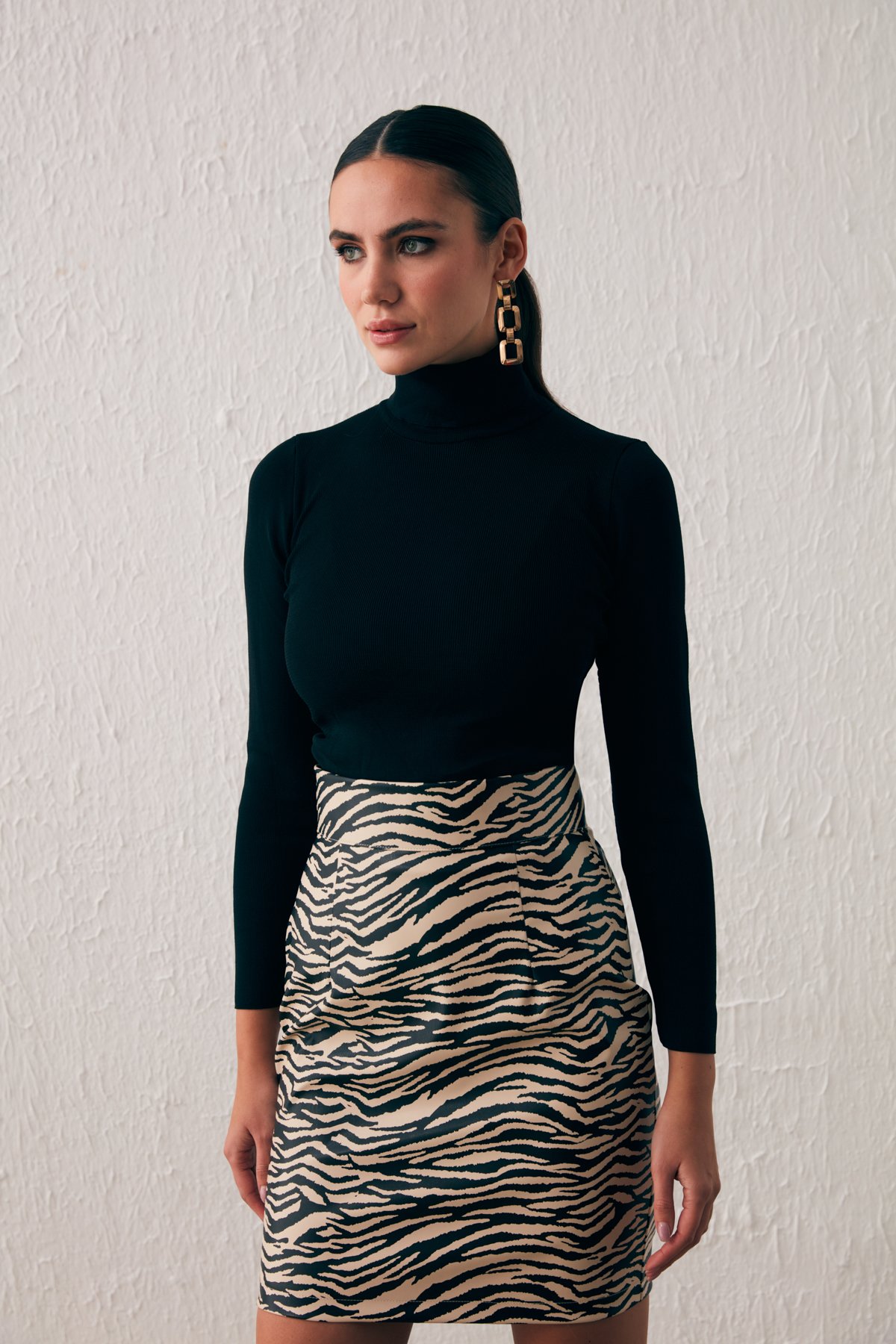 Desenli Deri Mini Etek - BEJ