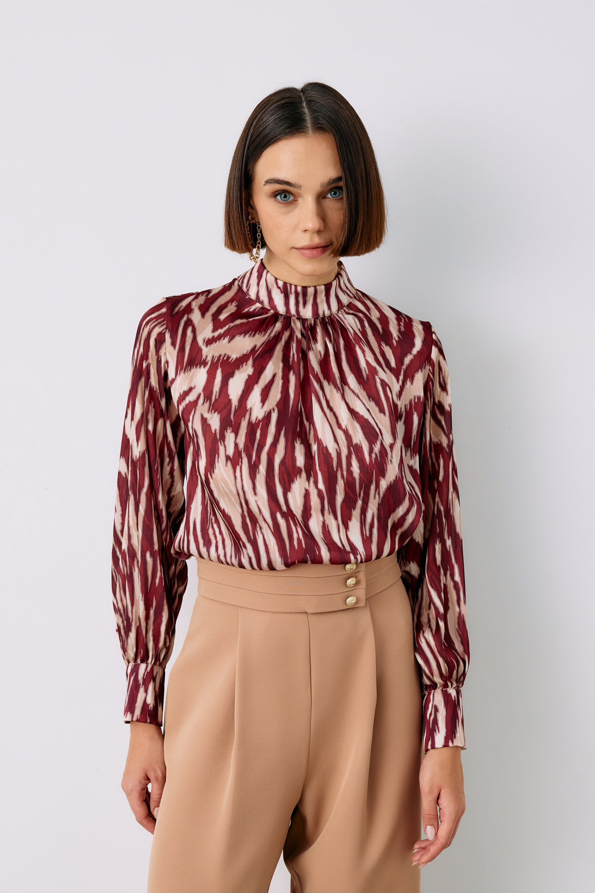 Desenli Dik Yakalı Bluz - BORDO