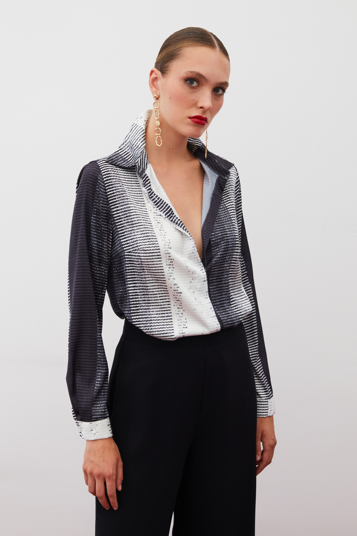 Desenli Düz Gömlek - SİYAH