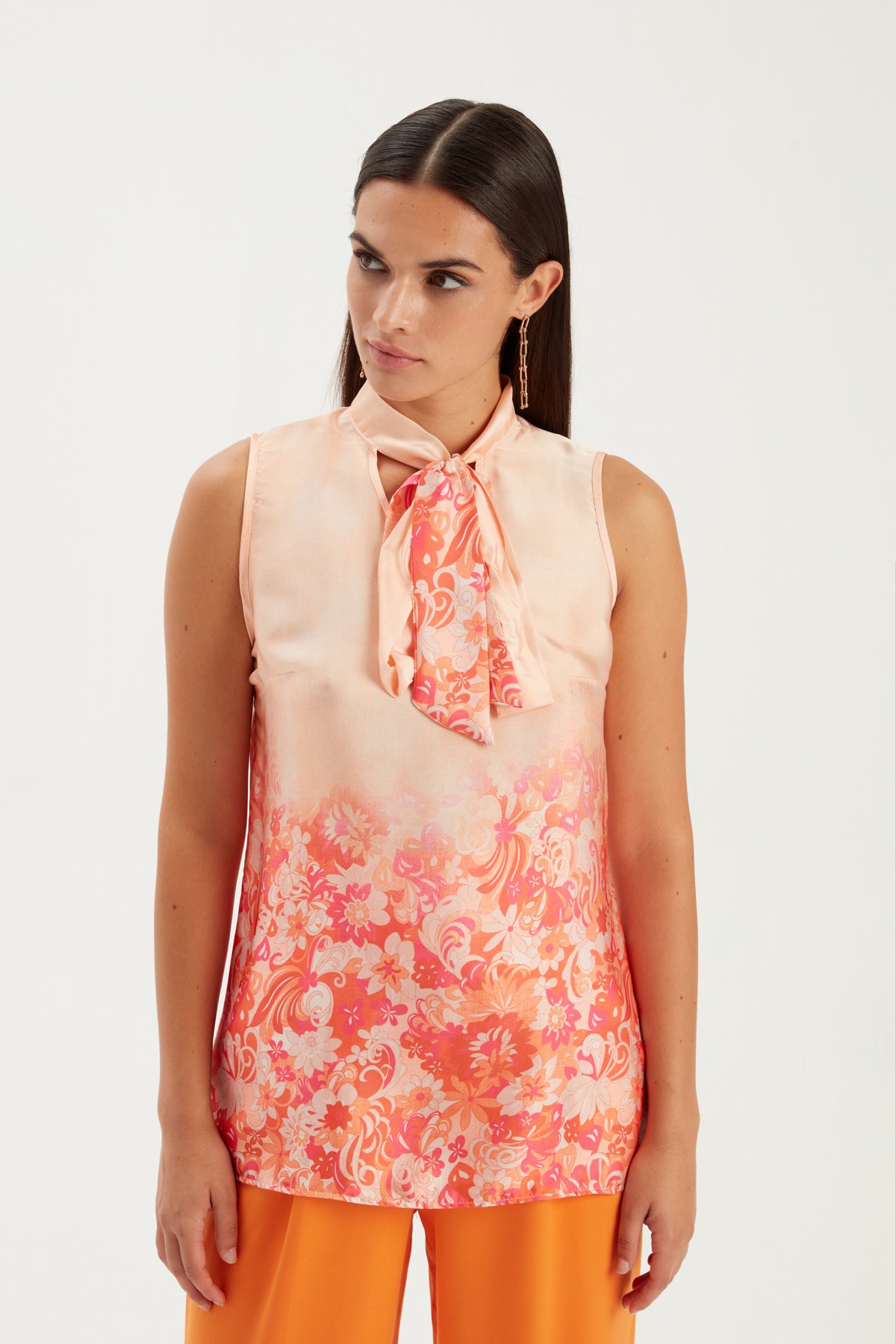 Desenli Fular Detaylı Bluz - TURUNCU