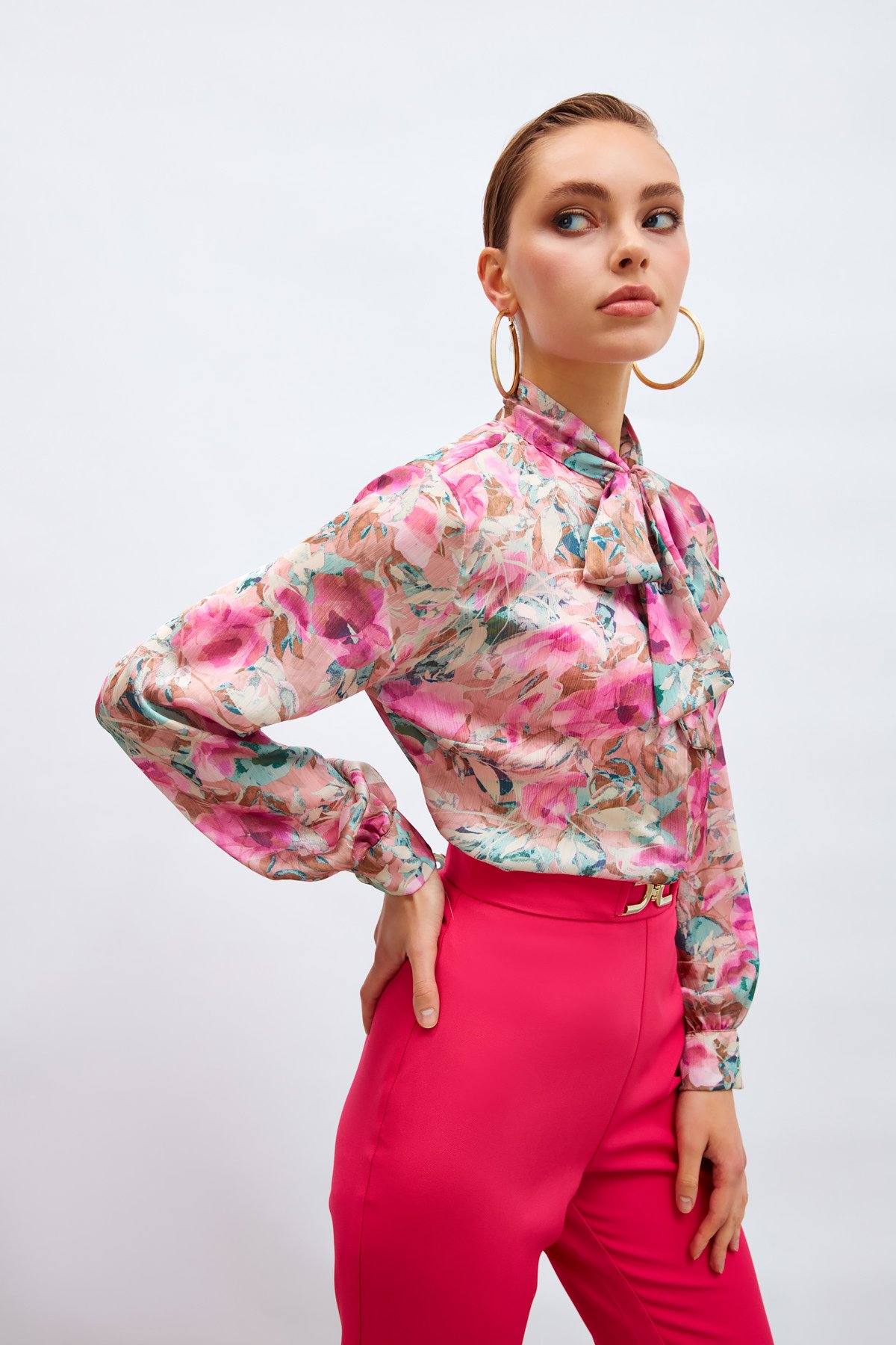 Desenli Fular Yaka Gömlek - FUŞYA