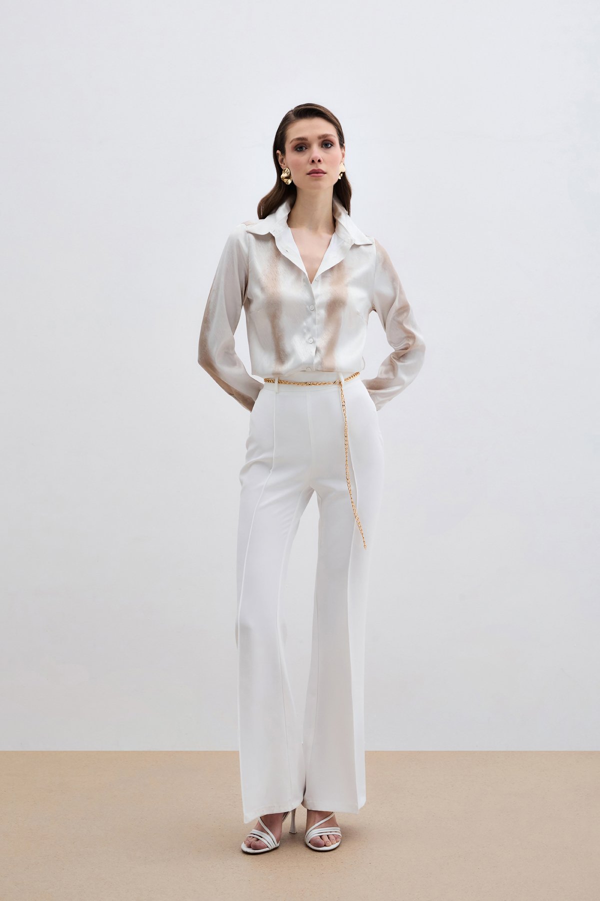 Desenli Klasik Gömlek - Bej