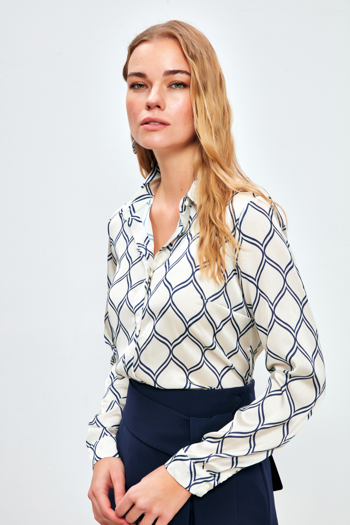 Desenli Klasik Gömlek - BEJ-LACİVERT