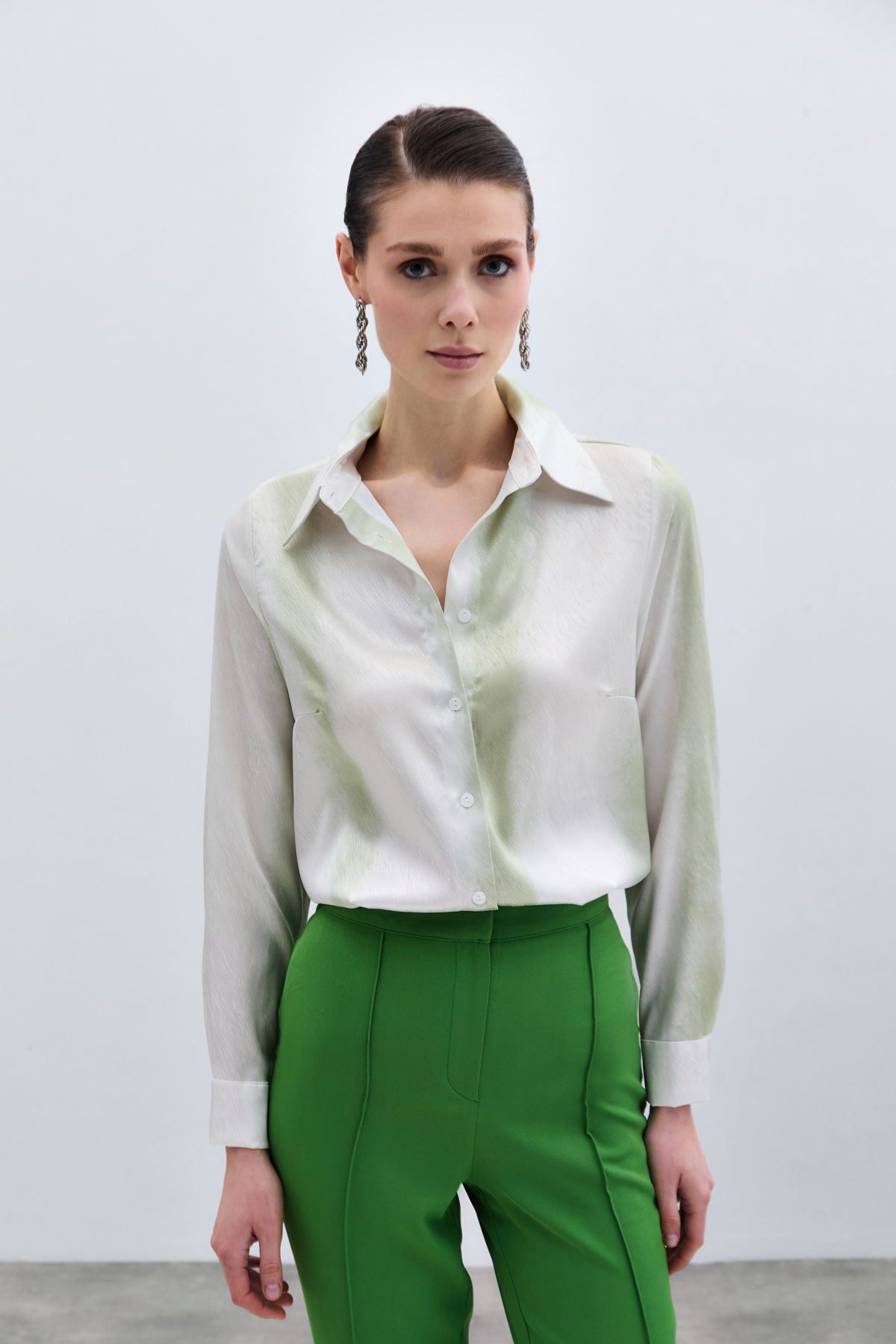 Desenli Klasik Gömlek - Çağla Yeşili