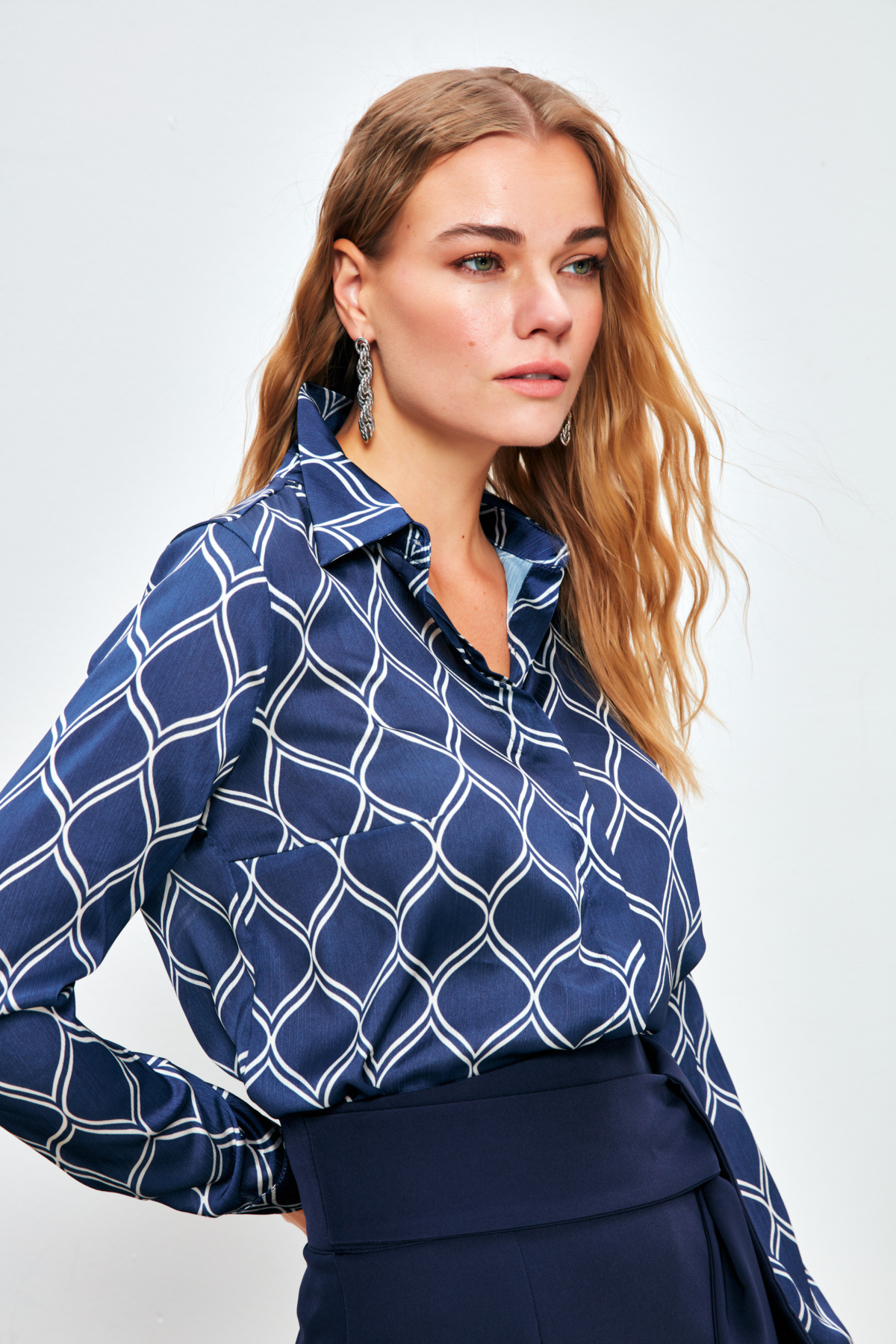 Desenli Klasik Gömlek - LACİVERT-BEJ