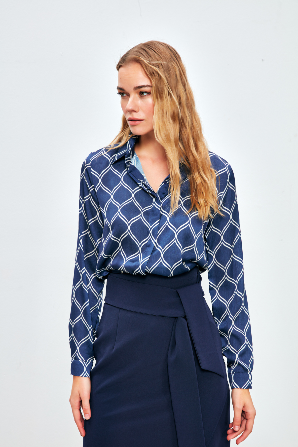 Desenli Klasik Gömlek - LACİVERT-BEJ