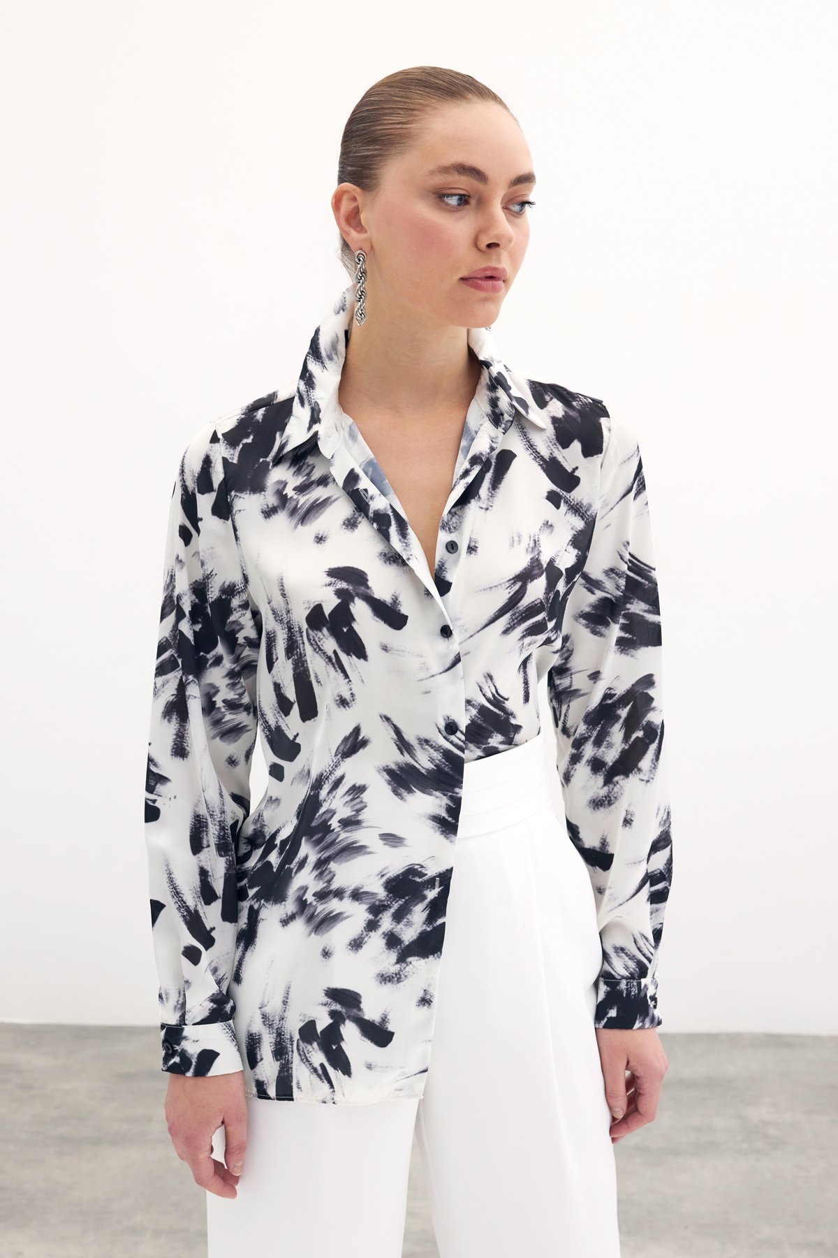 Desenli Klasik Gömlek - SİYAH