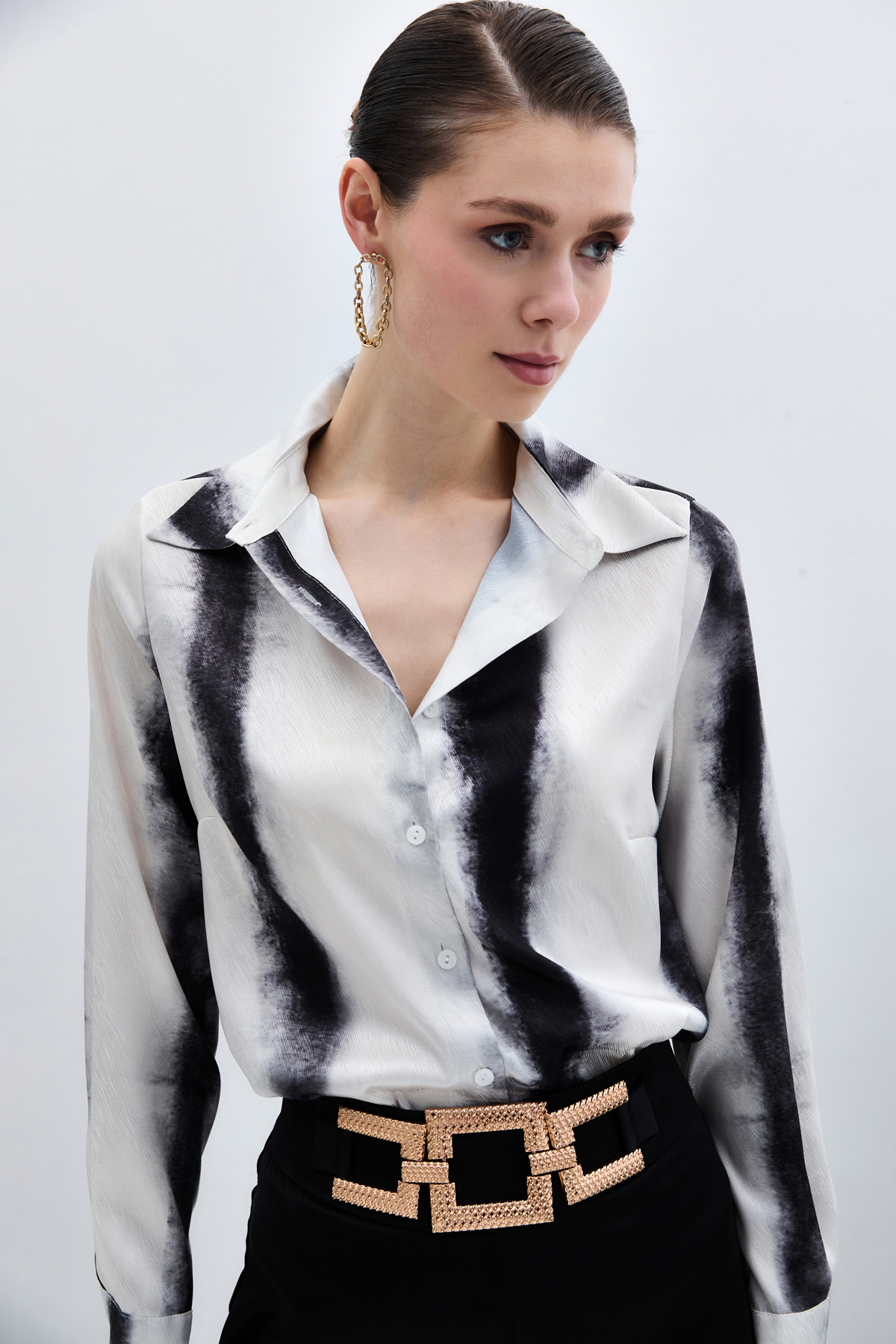 Desenli Klasik Gömlek - Siyah