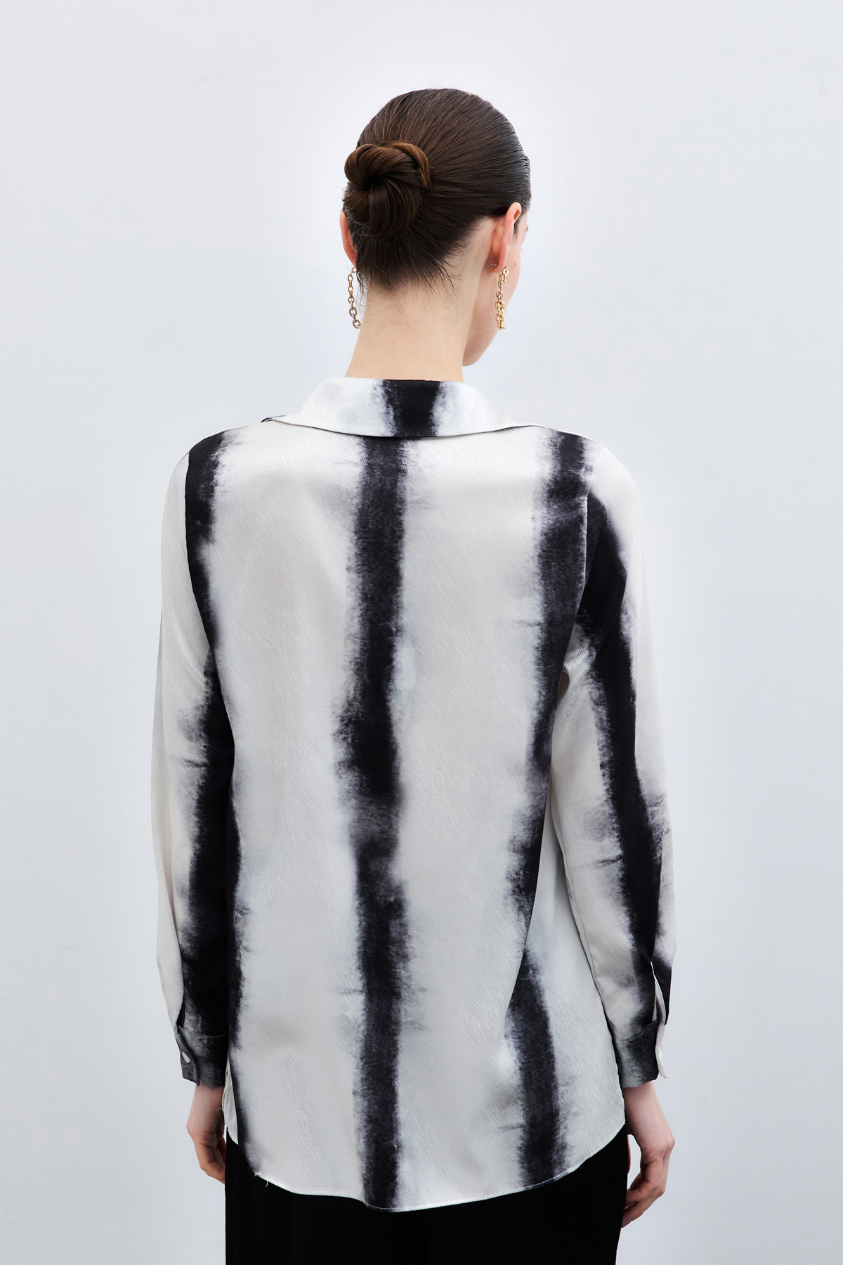 Desenli Klasik Gömlek - Siyah