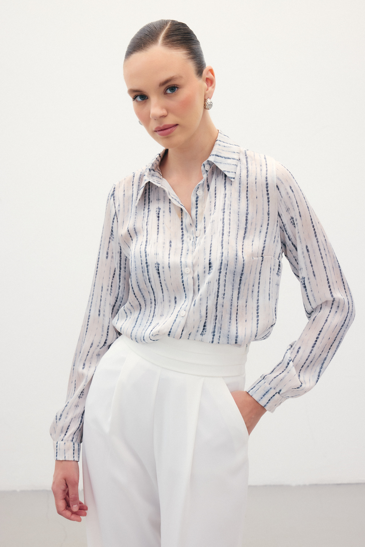 Desenli Klasik Gömlek - Siyah