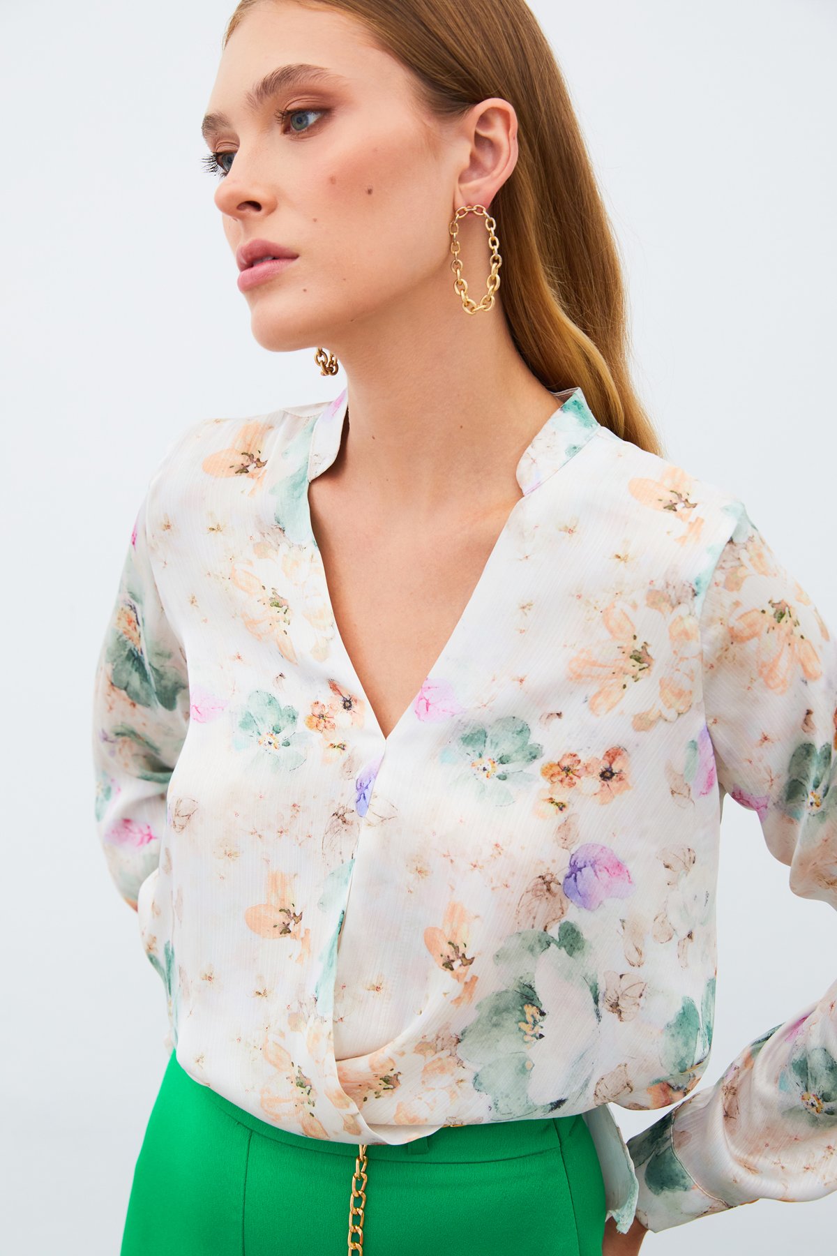 Desenli Kruvaze Bluz - ÇAĞLA YEŞİLİ