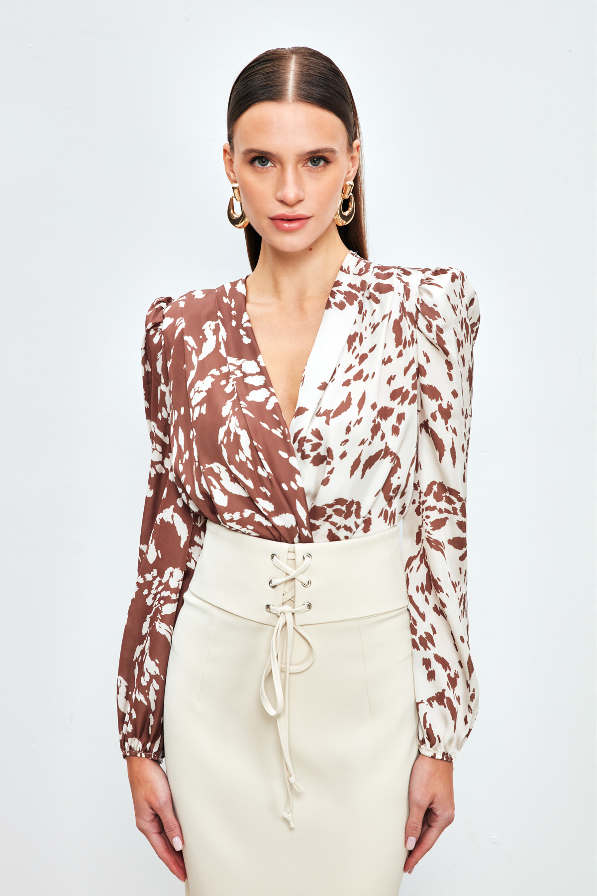 Desenli Kruvaze Bodysuit Bluz - KAHVE