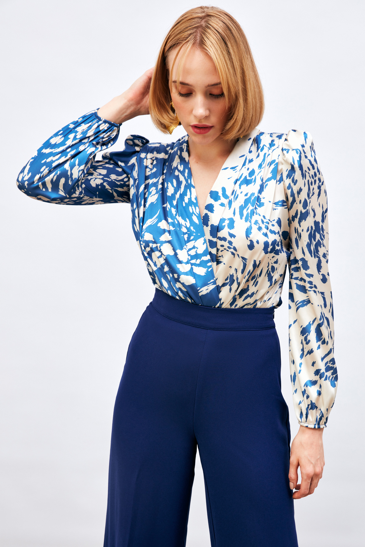 Desenli Kruvaze Bodysuit Bluz - MAVİ