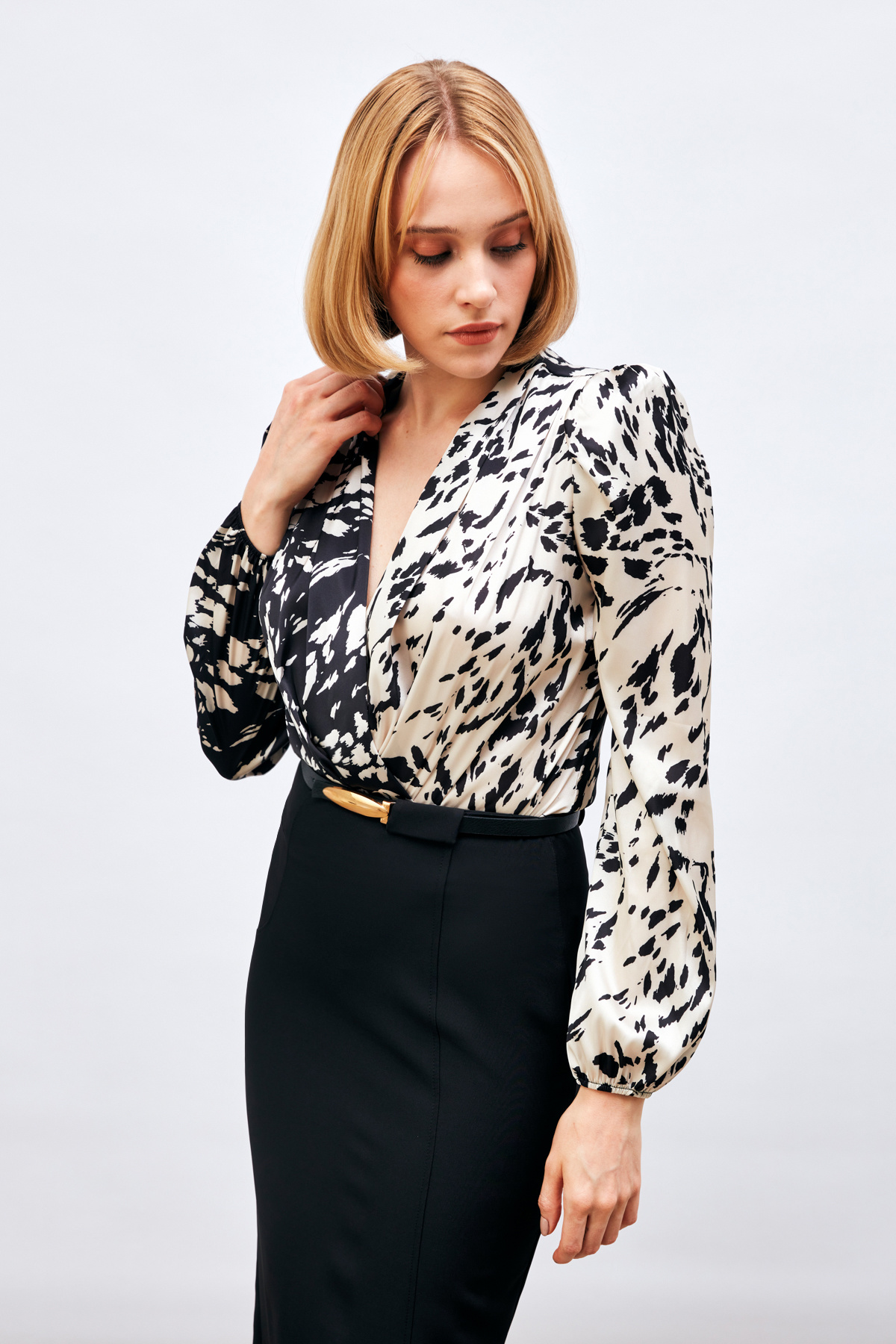 Desenli Kruvaze Bodysuit Bluz - SİYAH