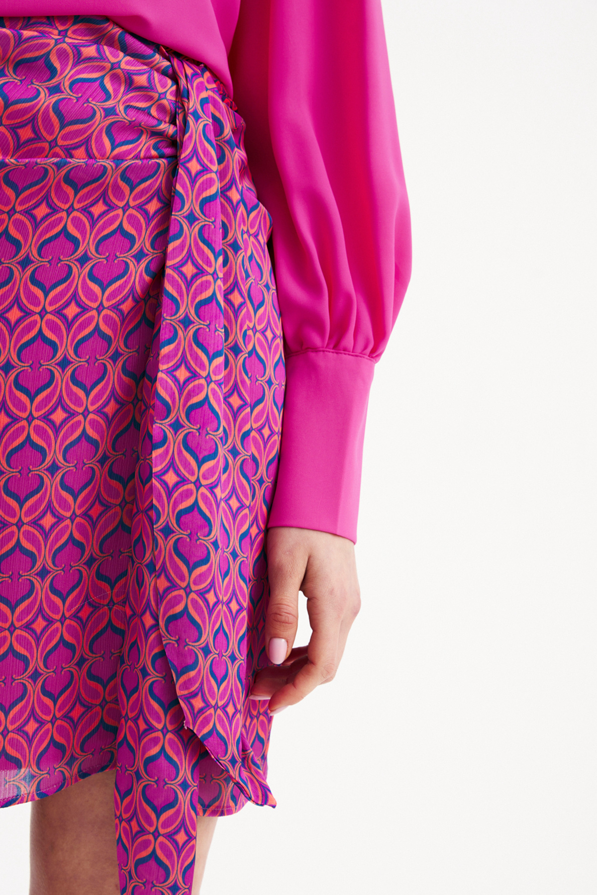 Desenli kuşak detaylı mini etek - FUŞYA