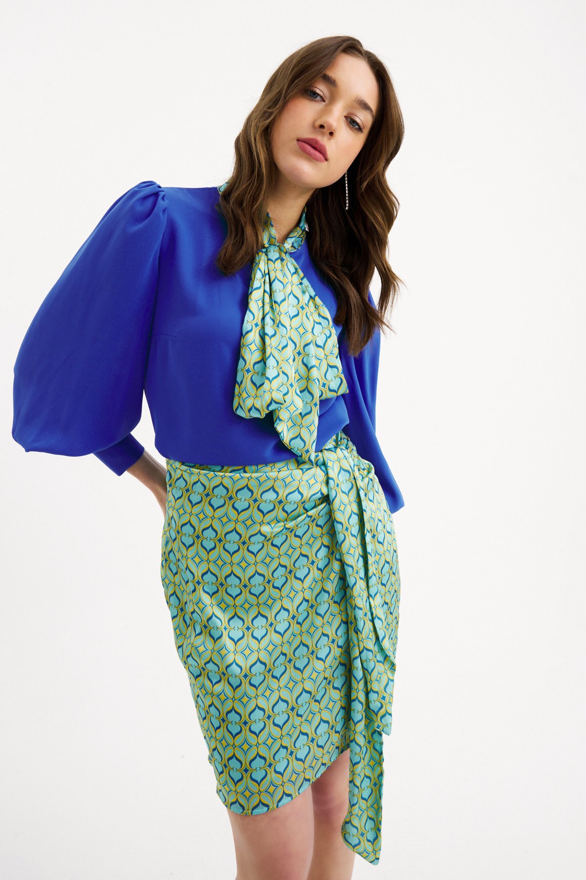 Desenli kuşak detaylı mini etek - MİNT