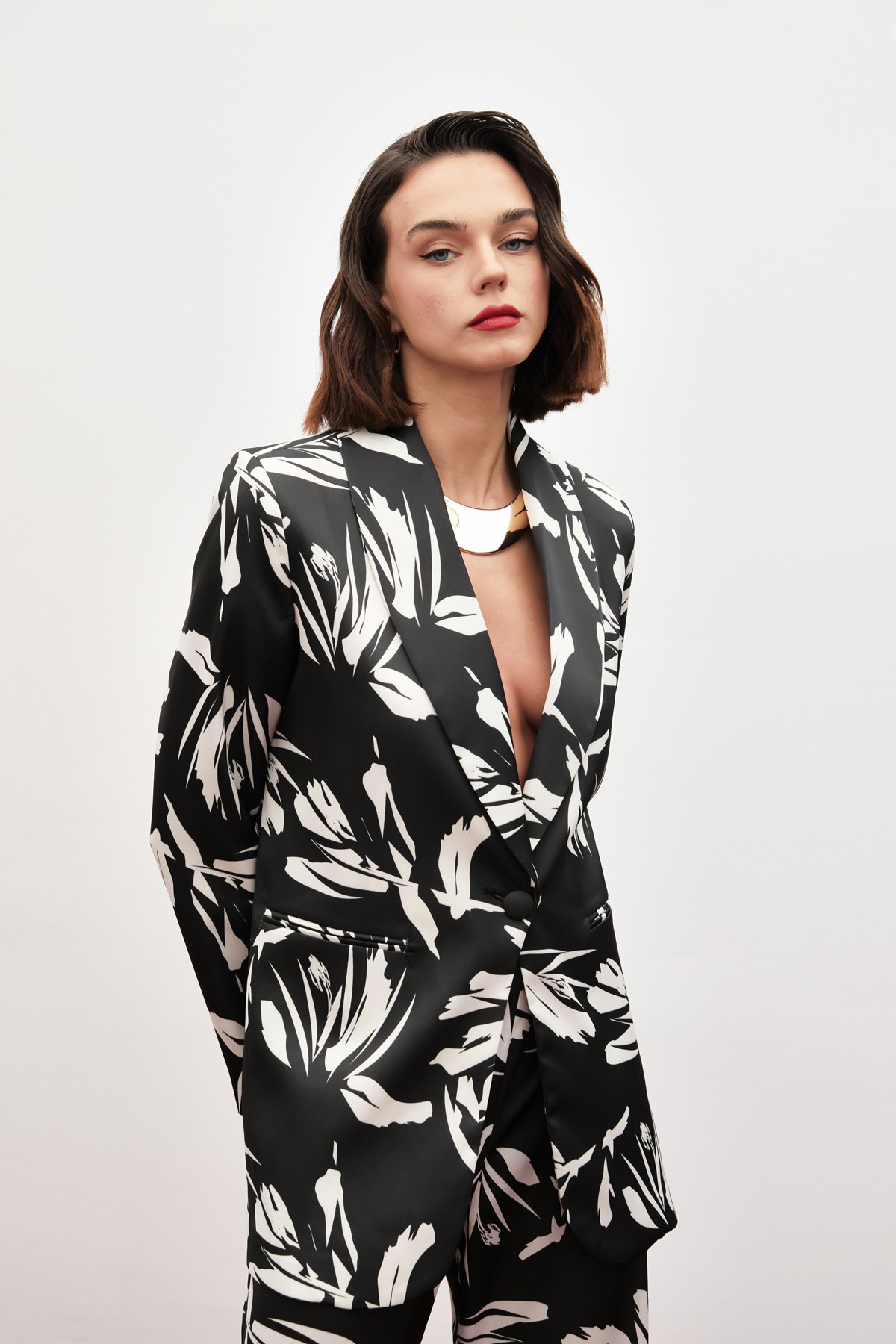 Patterned Casual Satin Jacket - BLACK