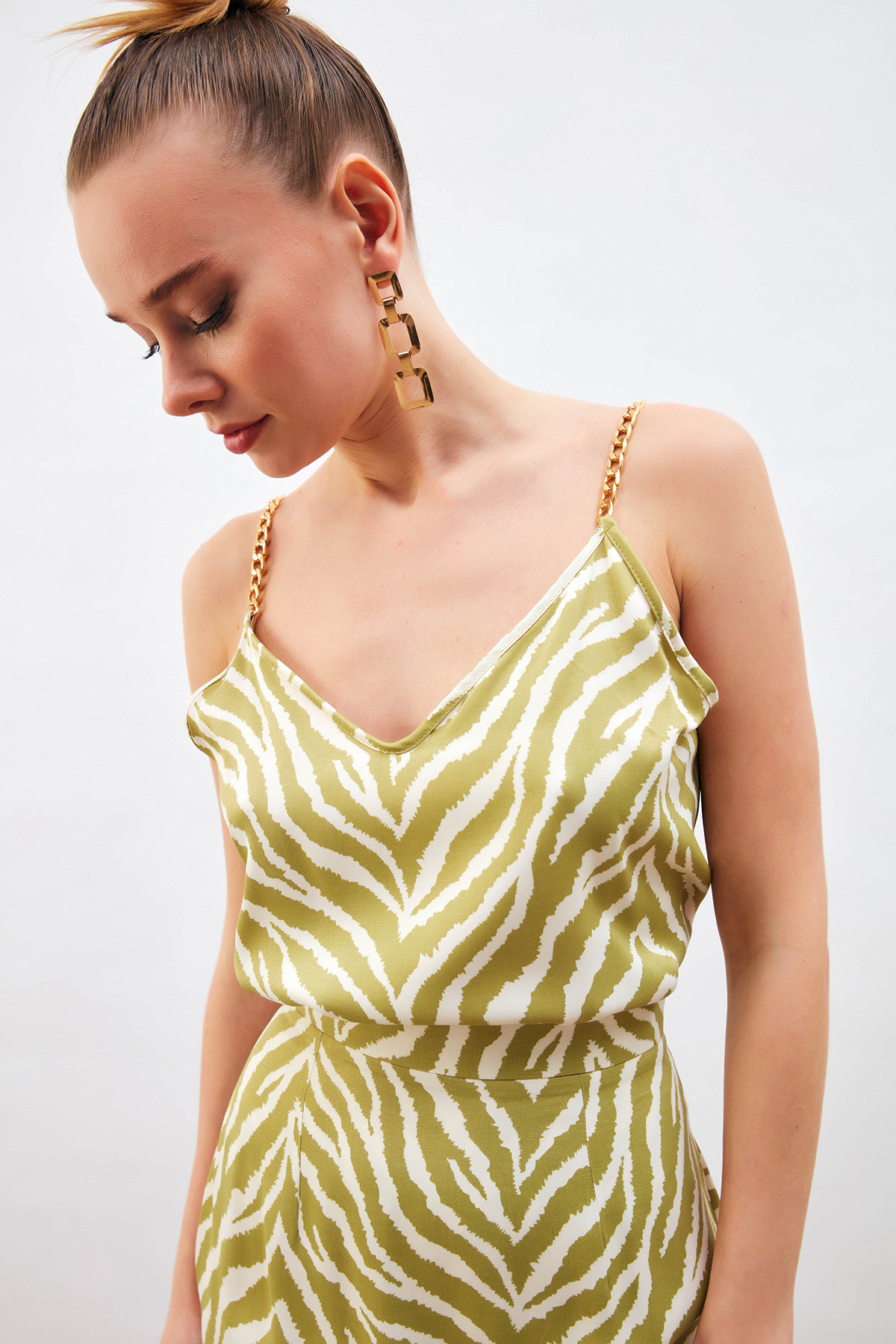 Desenli Saten Bluz - YAĞ YEŞİLİ