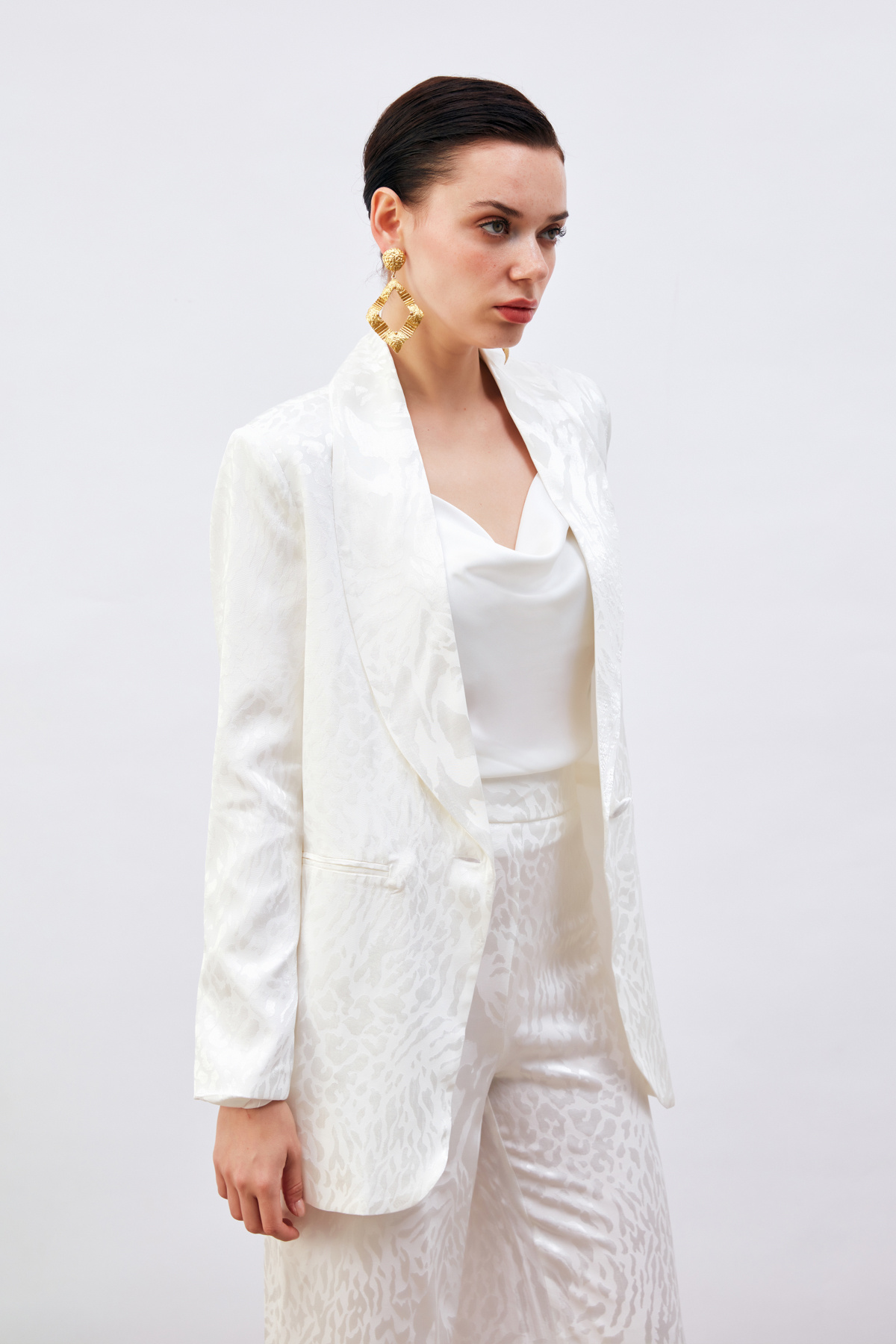 Desenli Saten Ceket - EKRU