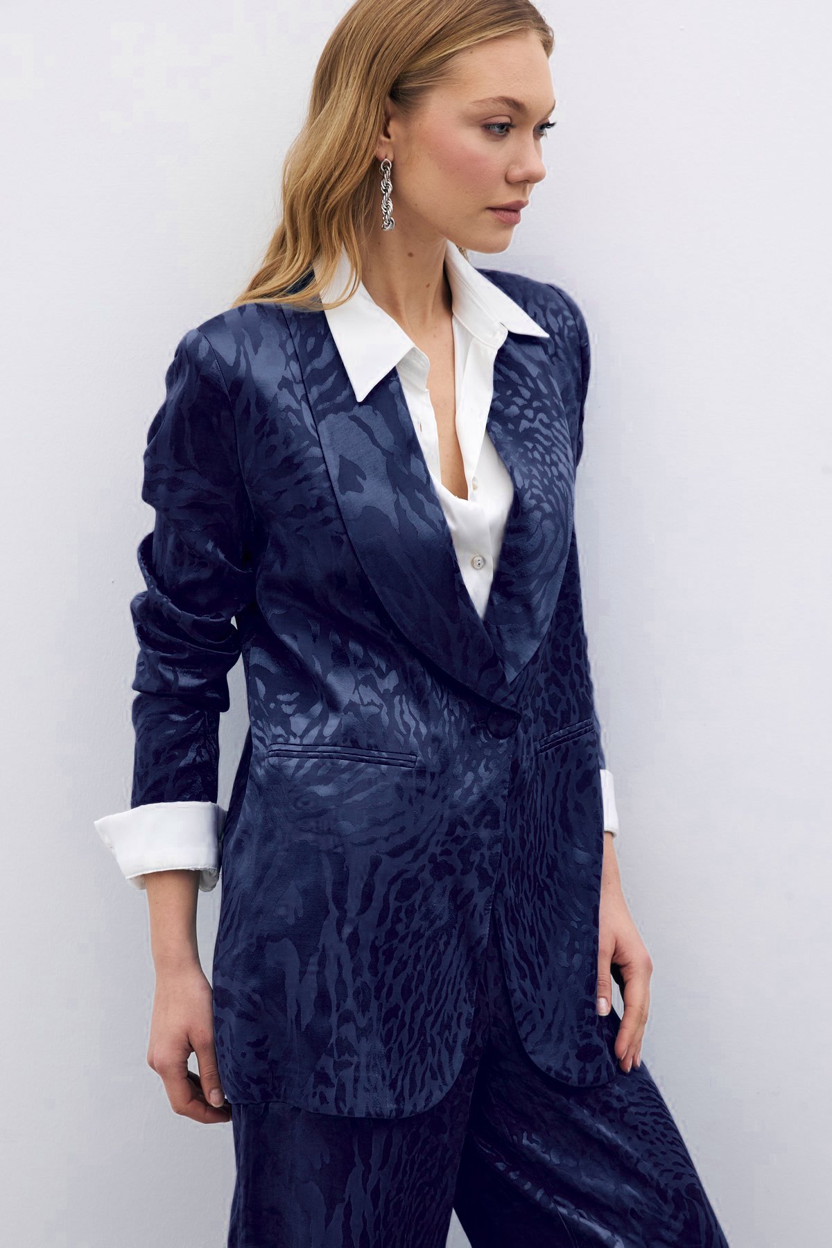 Desenli Saten Ceket - Lacivert