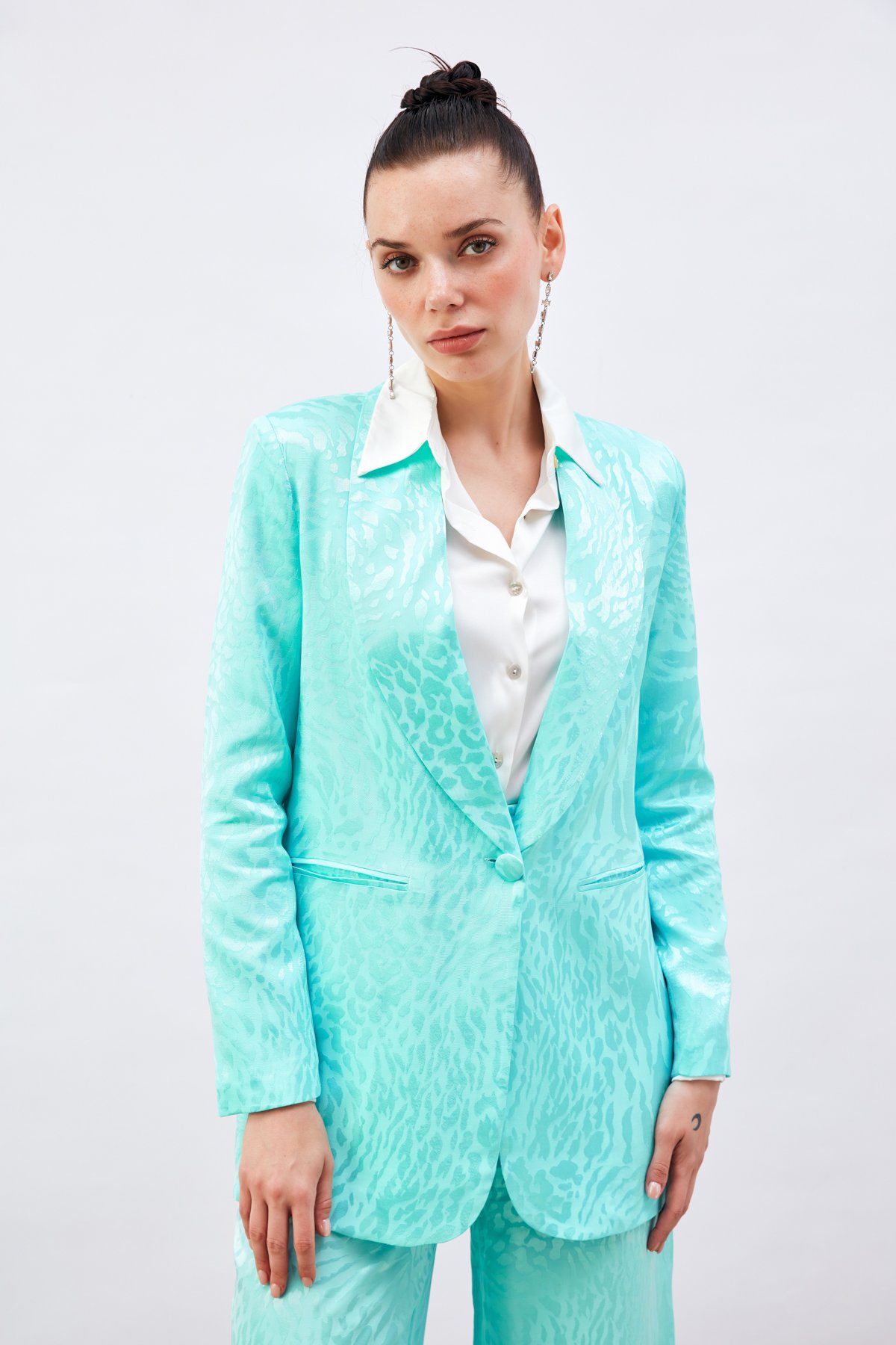 Desenli Saten Ceket - TURKUAZ