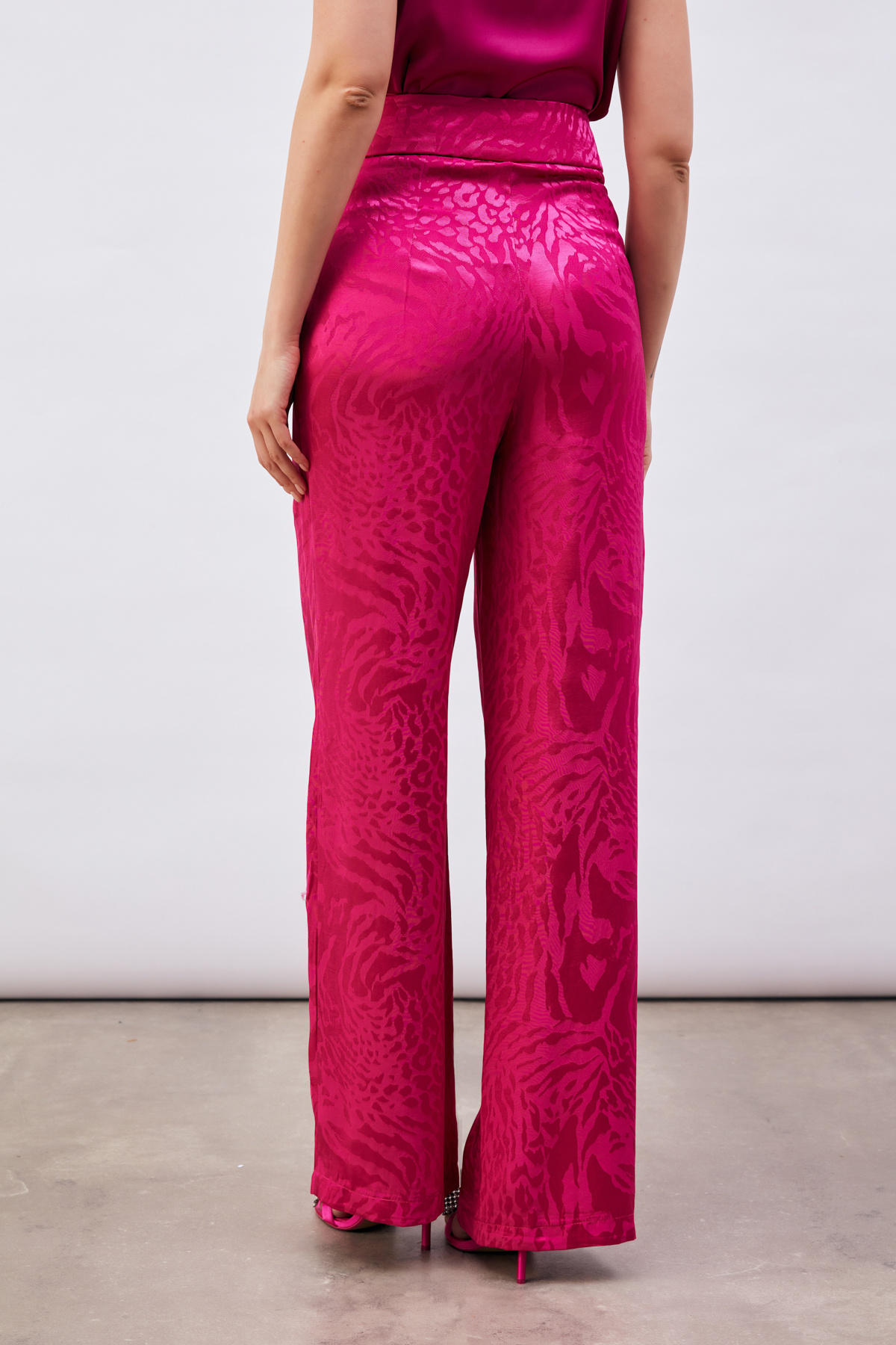 Desenli Saten Pantolon - FUŞYA