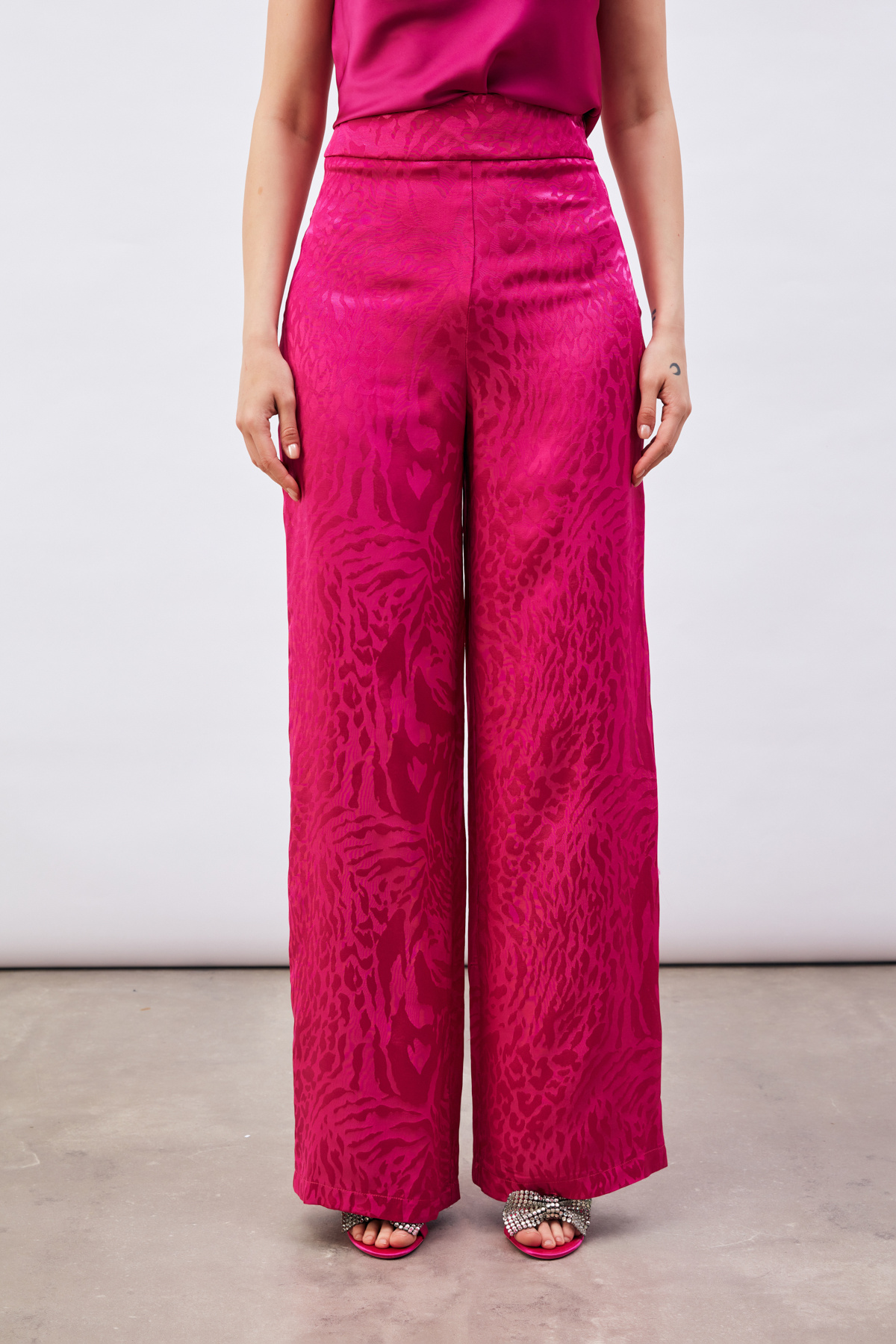 Desenli Saten Pantolon - FUŞYA