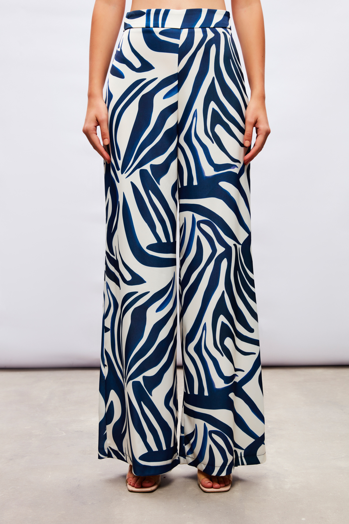 Desenli Saten Pantolon - MAVİ