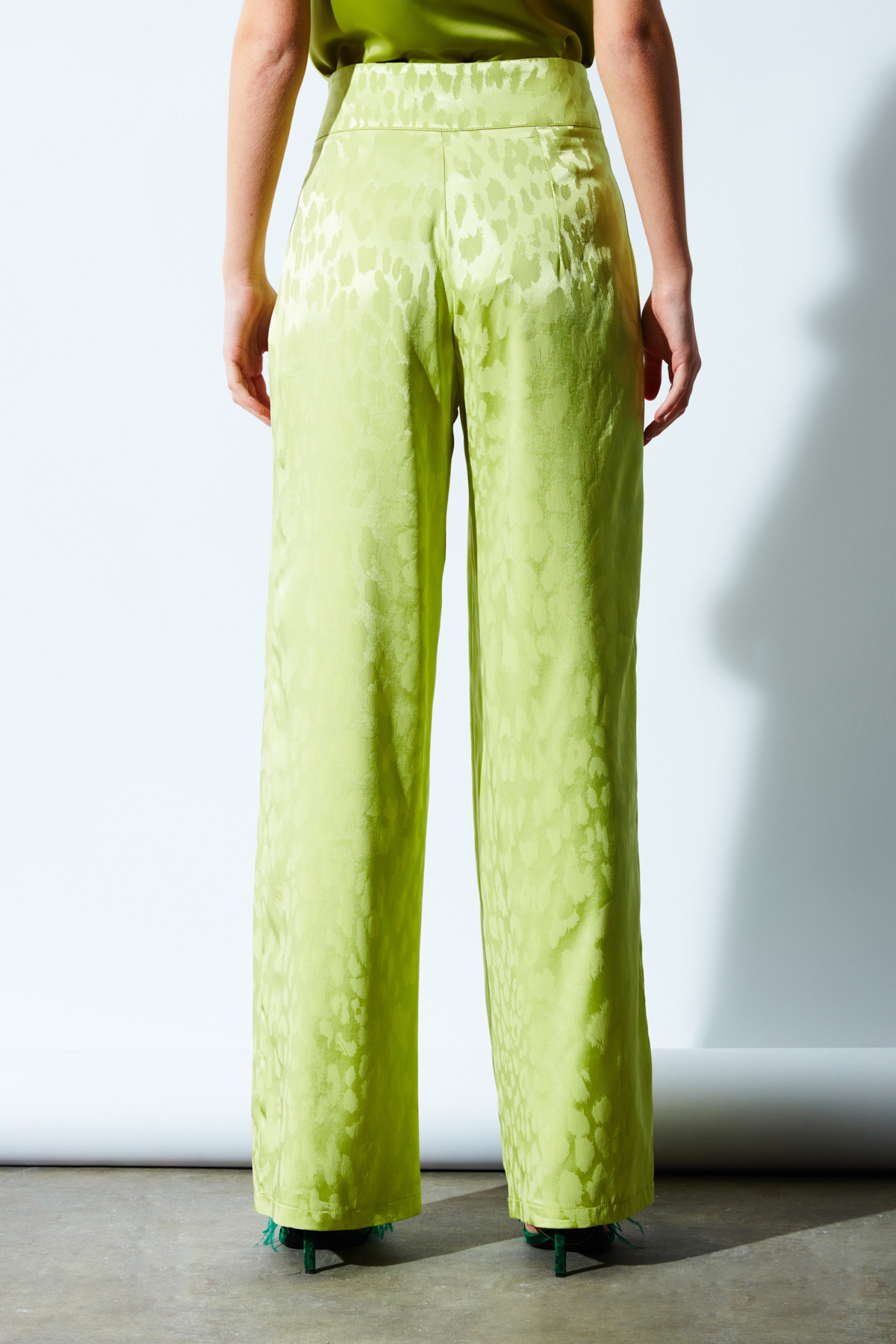 Desenli Saten Pantolon - YAĞ YEŞİLİ