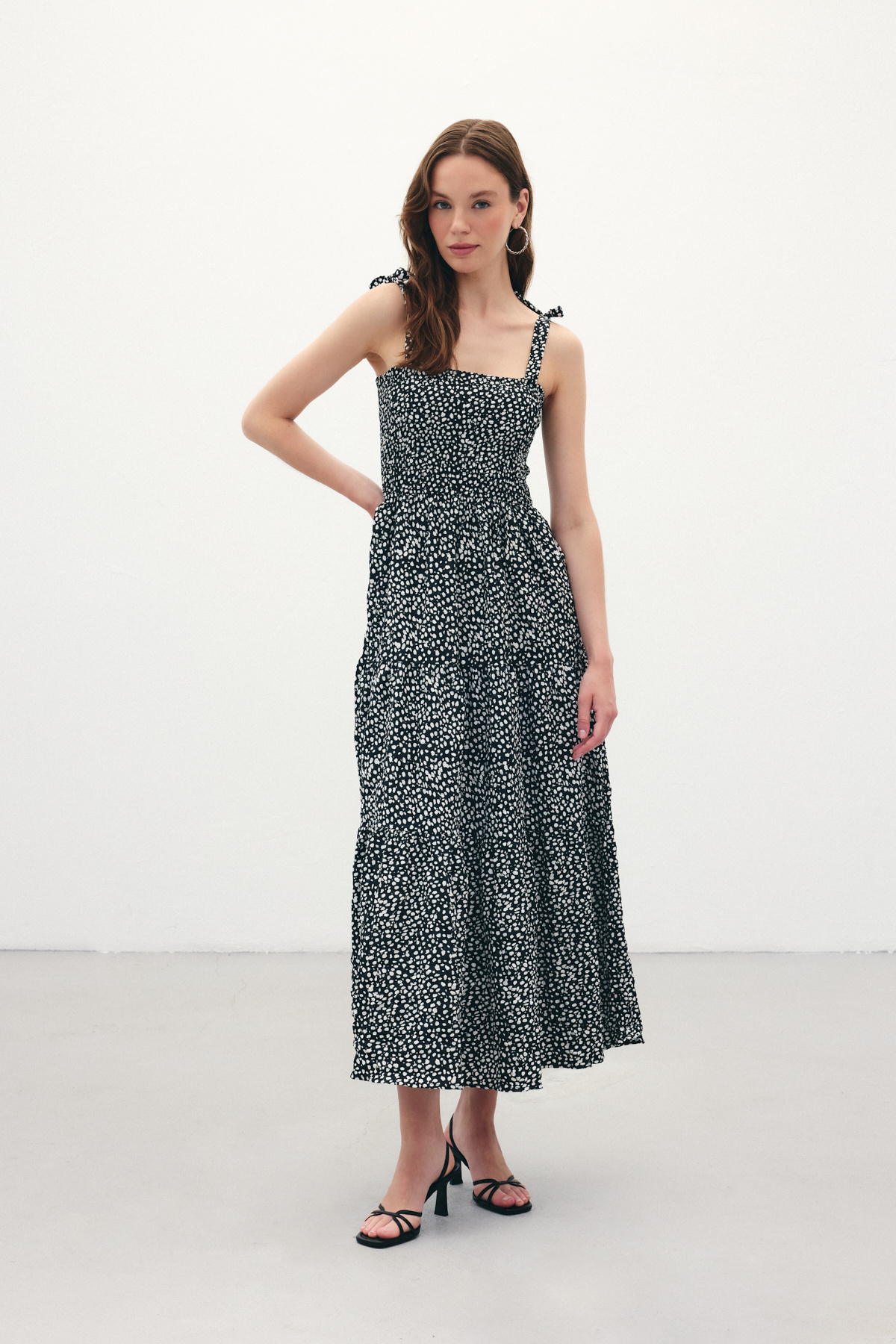 Desenli Uzun Elbise - Siyah