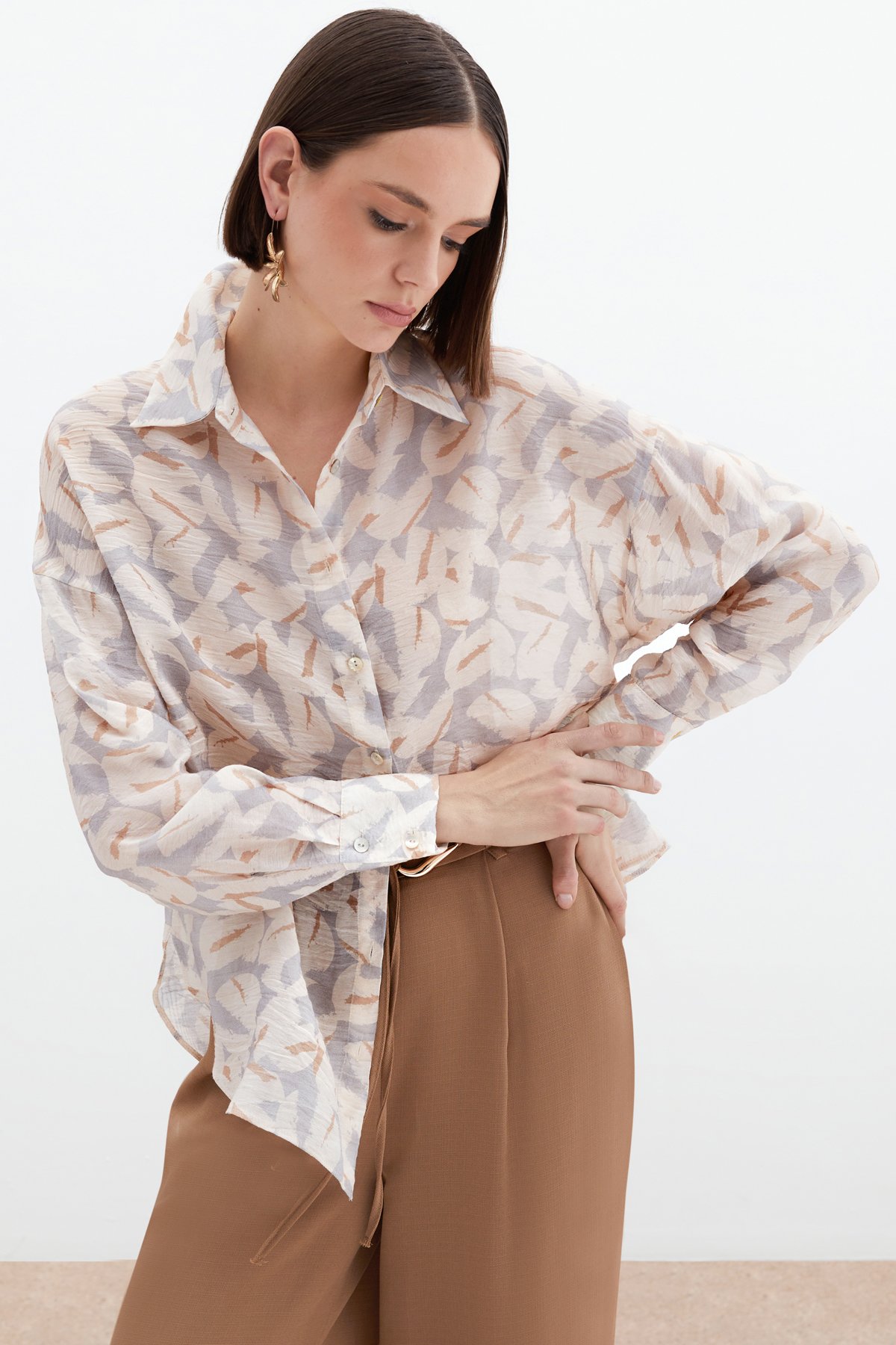 Desenli Viskon Gömlek - Gri