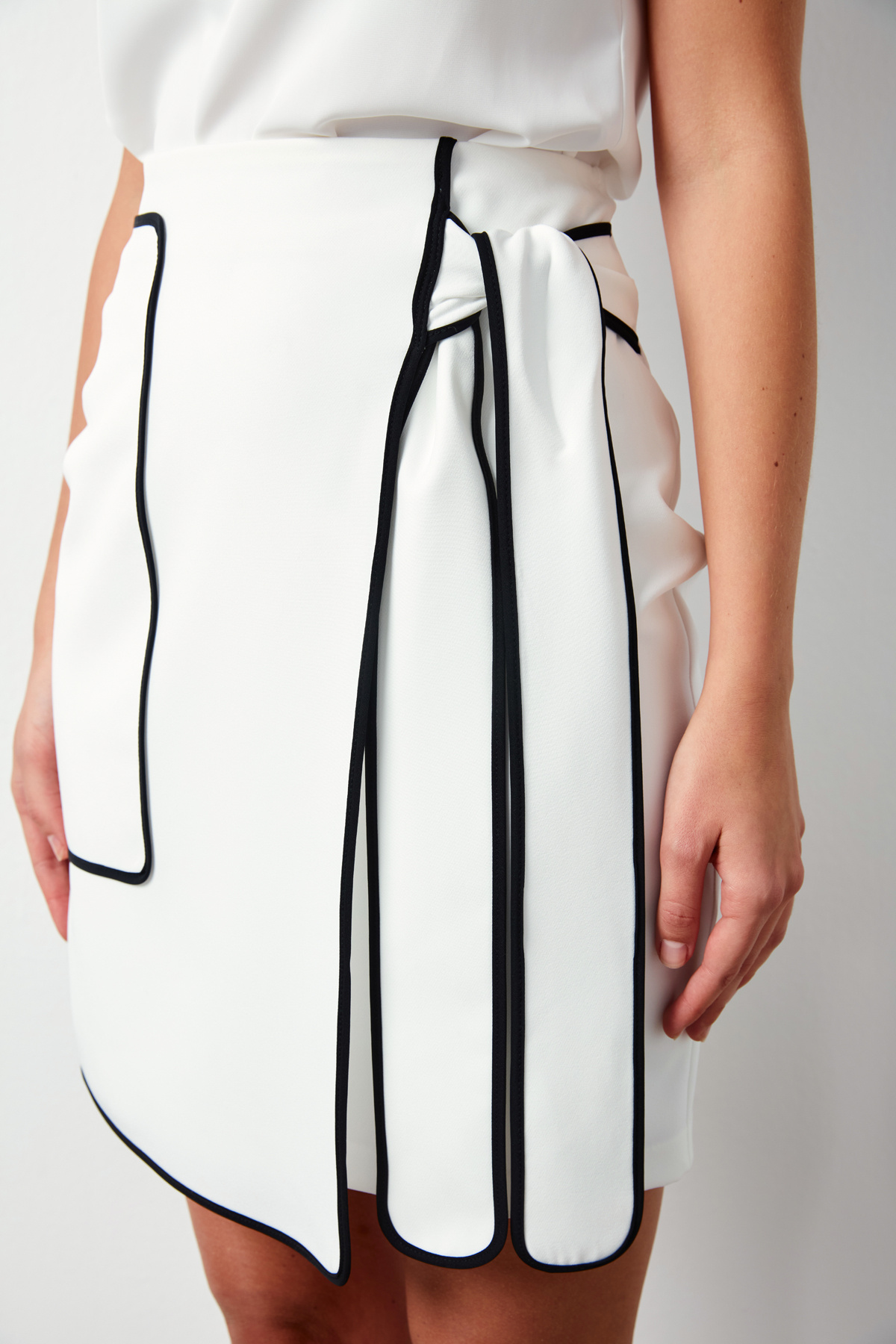 Detaylı Mini Etek - EKRU