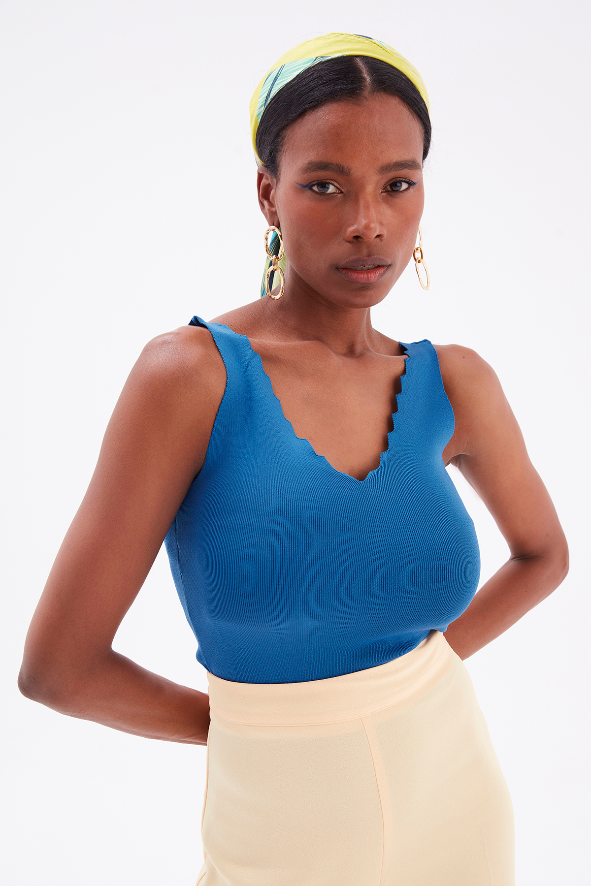 Detailed V Neck Knitwear Blouse - BLUES
