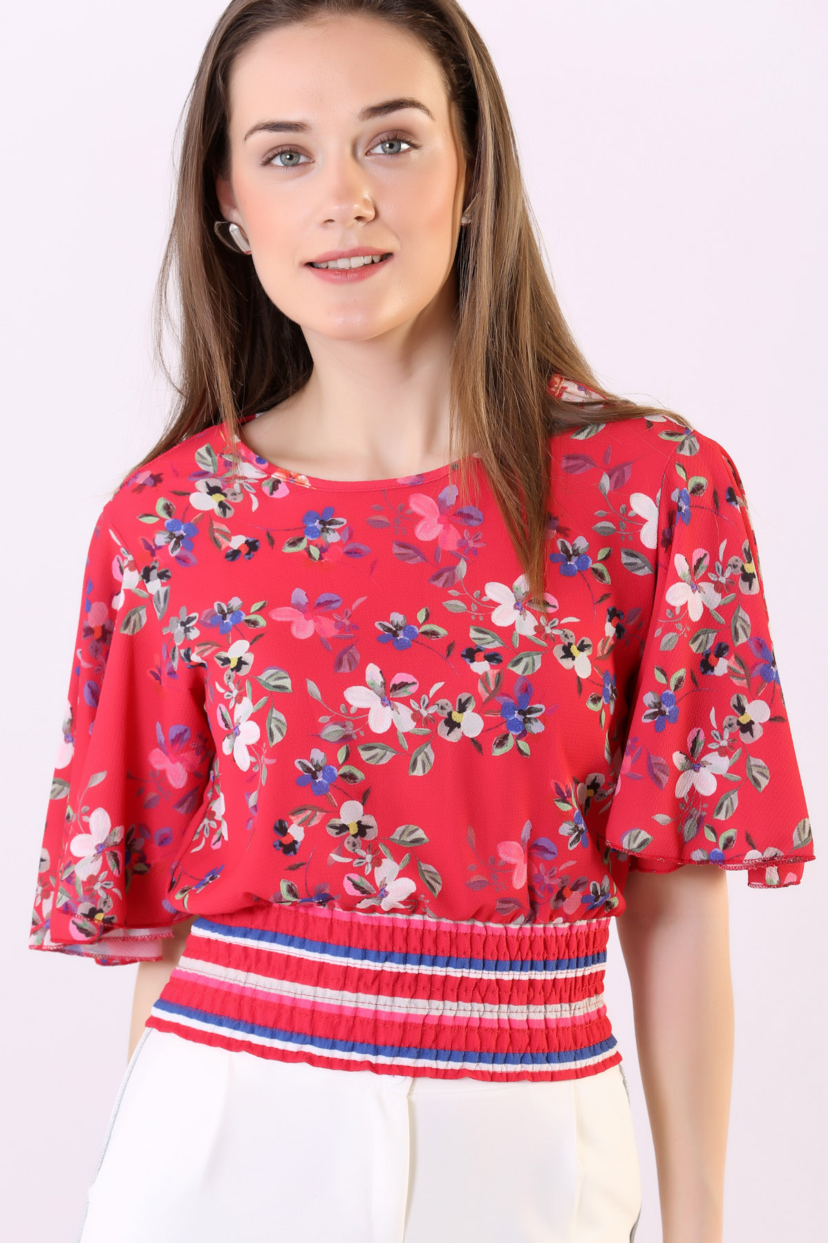 226-1051 ÇİÇEKLİ GİPE DETAYLI BLUZ