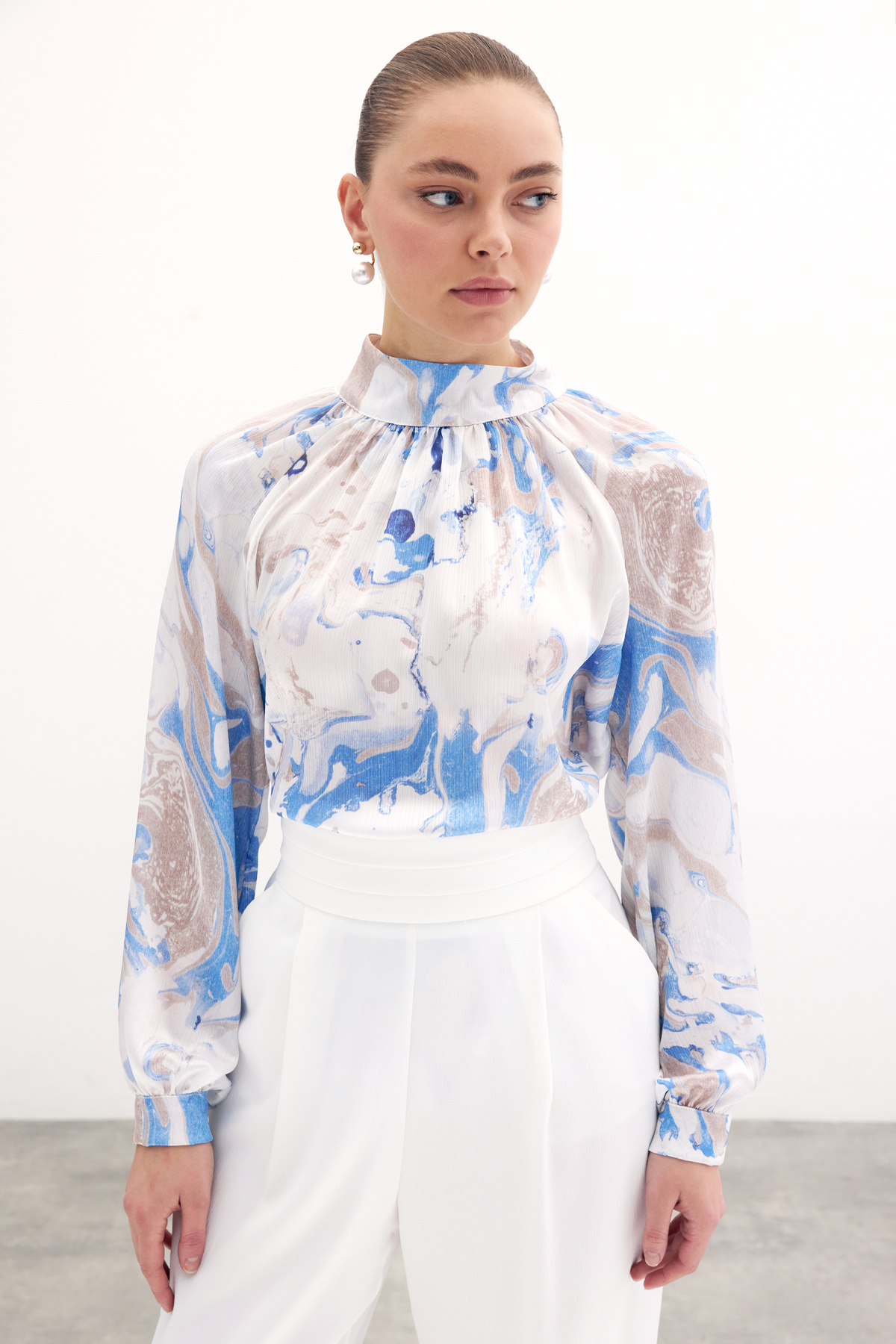 Dik Yaka Bluz - Mavi