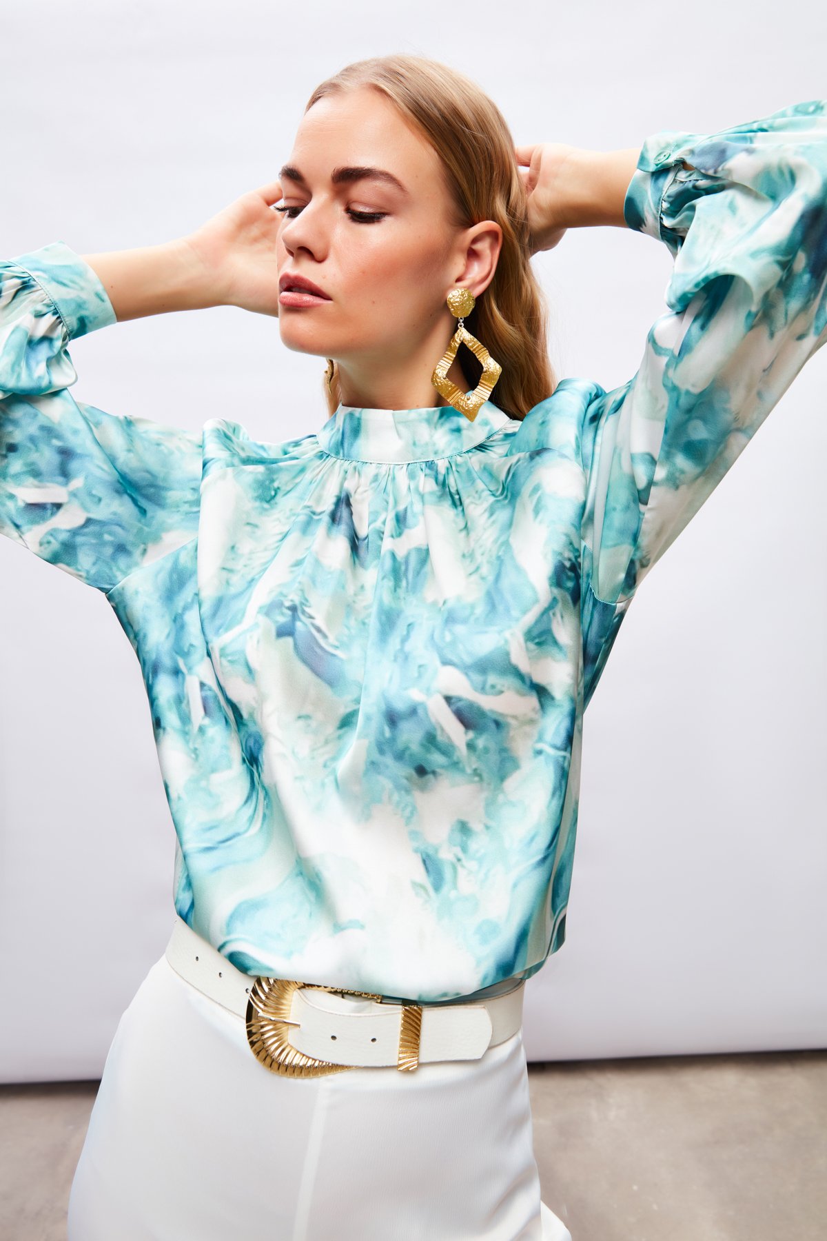 Dik Yaka Desenli Bluz - MİNT