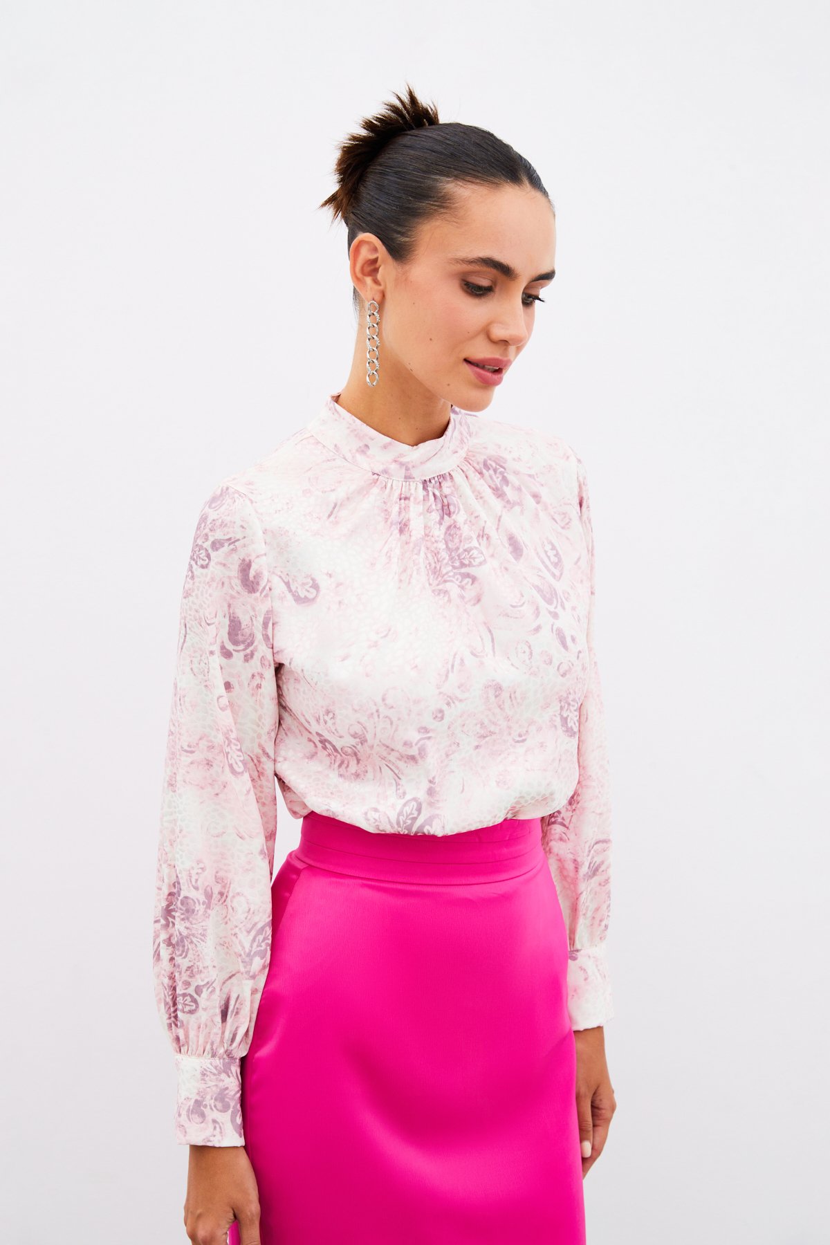 Dik Yaka Desenli Bluz - PUDRA