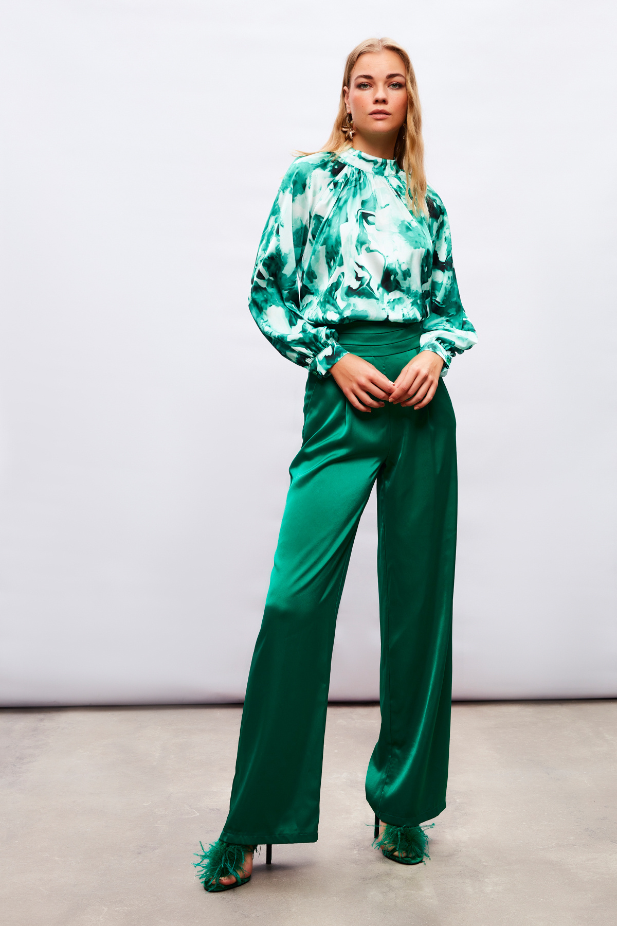 Dik Yaka Desenli Bluz - YEŞİL